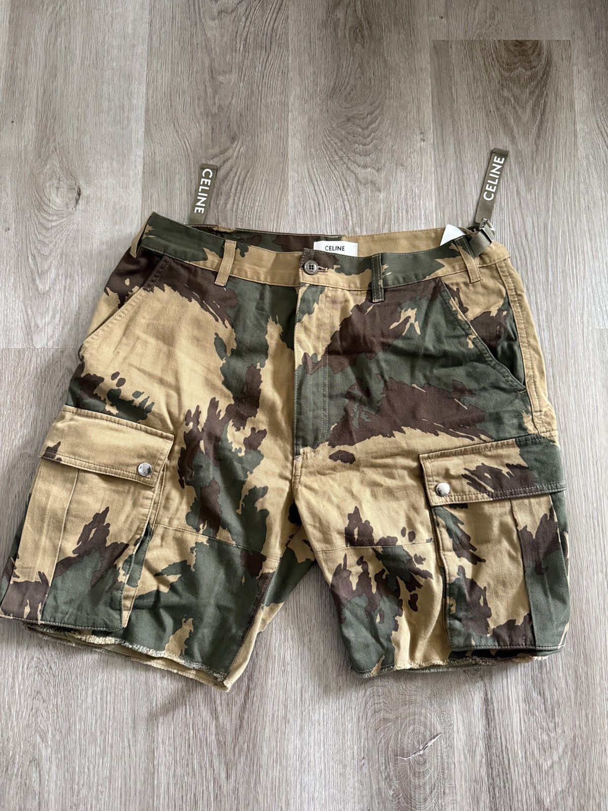 Celine Celine Camo Cargo Short Size US 32 / EU 48 - 1 Thumbnail