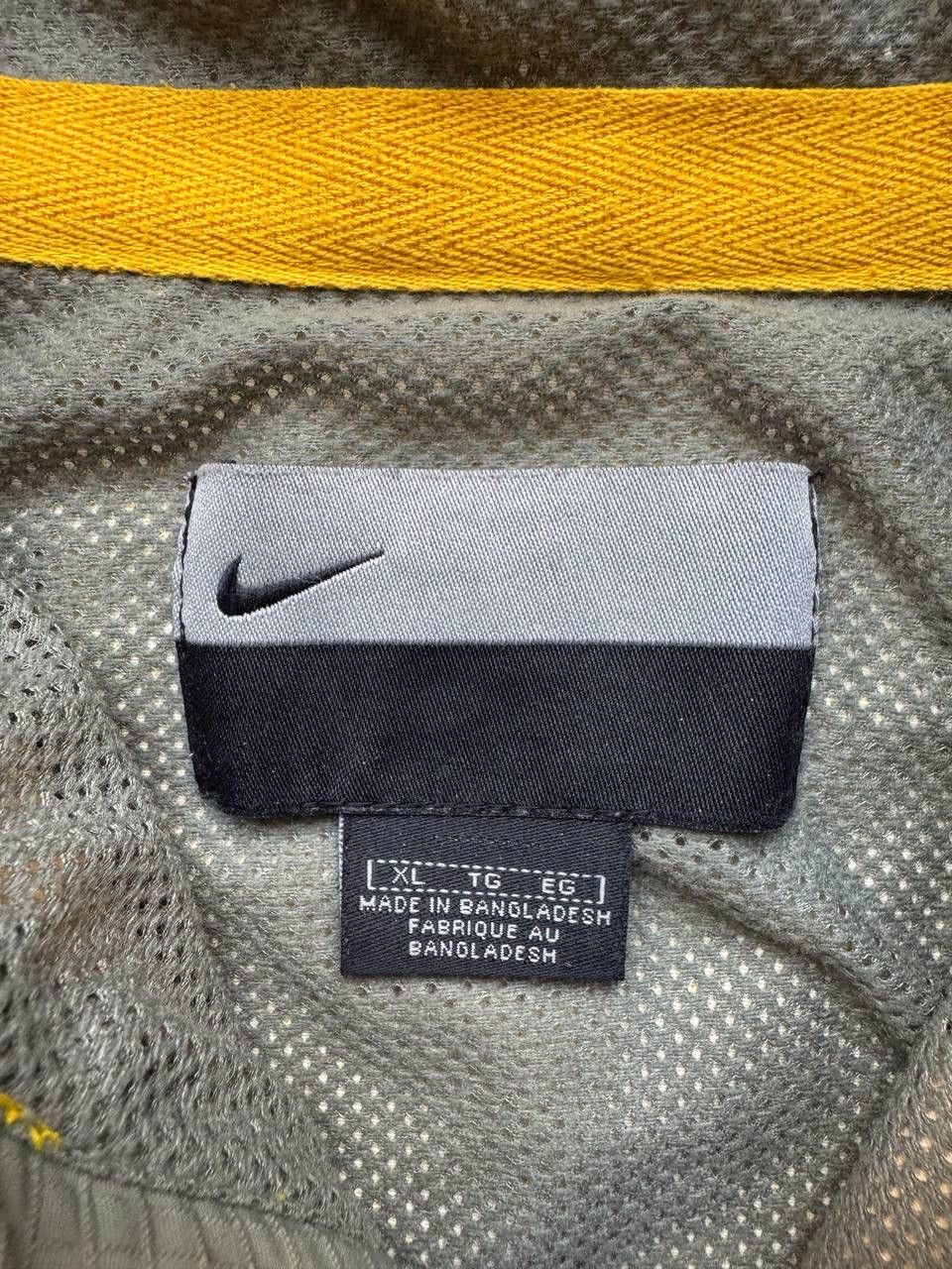 Nike Vintage Nike yellow anorak jacket Size US XL / EU 56 / 4 - 7 Thumbnail