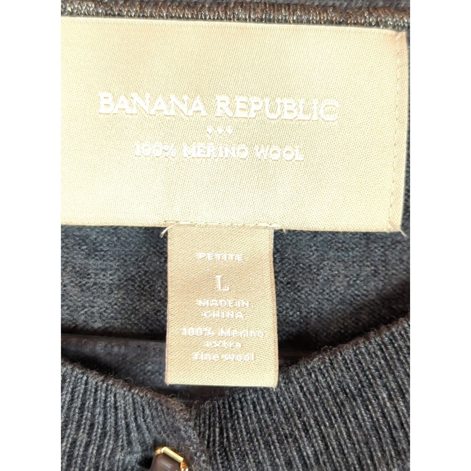 Banana Republic Banana Republic Merino Wool Cardigan Sweater Womens L Petite Gray Crew Neck Long Sleeve Button Solid Vintage No Size L / US 10 / IT 46 - 4 Thumbnail