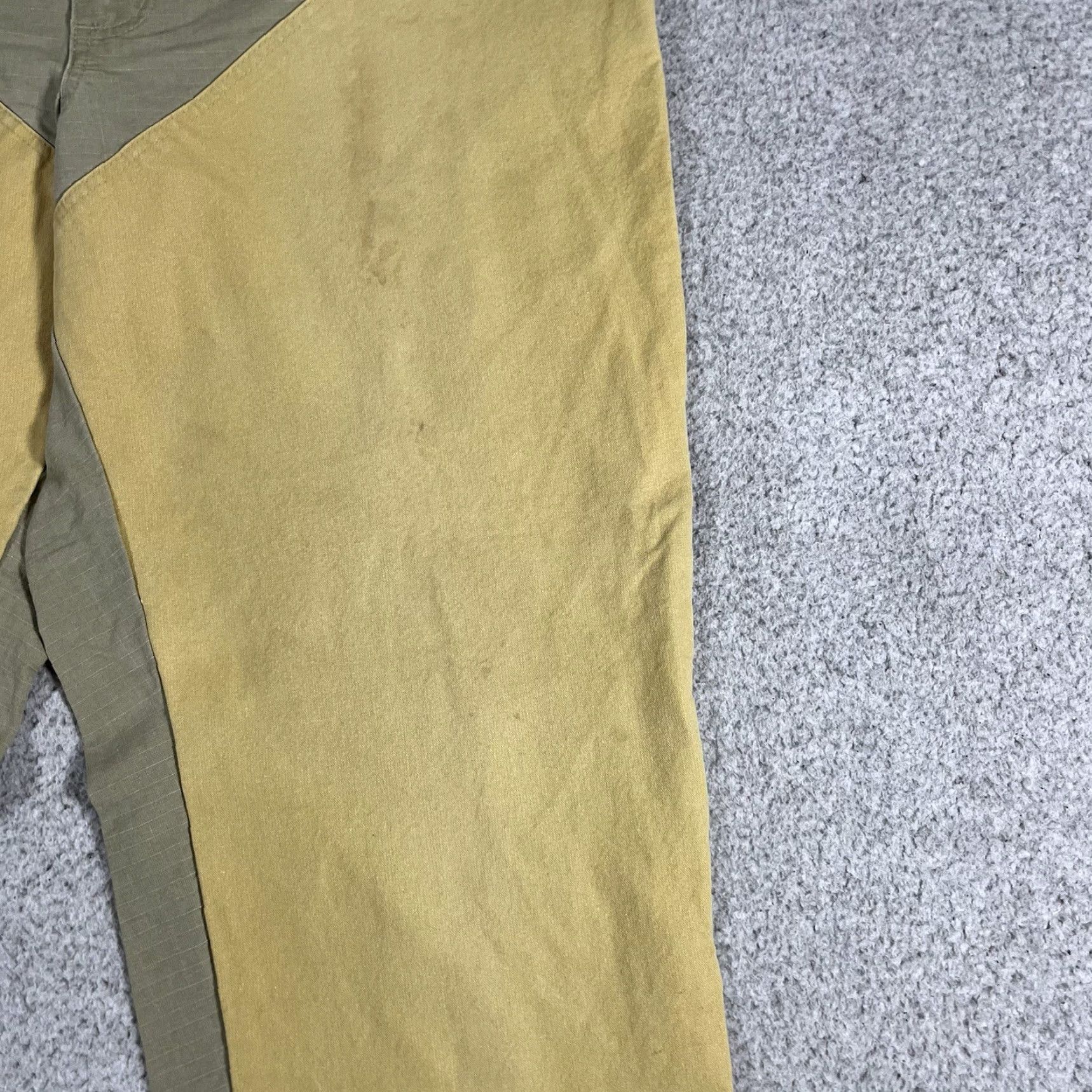 Orvis Orvis Pants Mens 38x29 Hunting Brush Guard Double Knee Vintage Outdoor Canvas Khakis Adults Regular Beige Front Flat Pockets 80s 90s Nature Mens Size US 38 / EU 54 - 7 Thumbnail