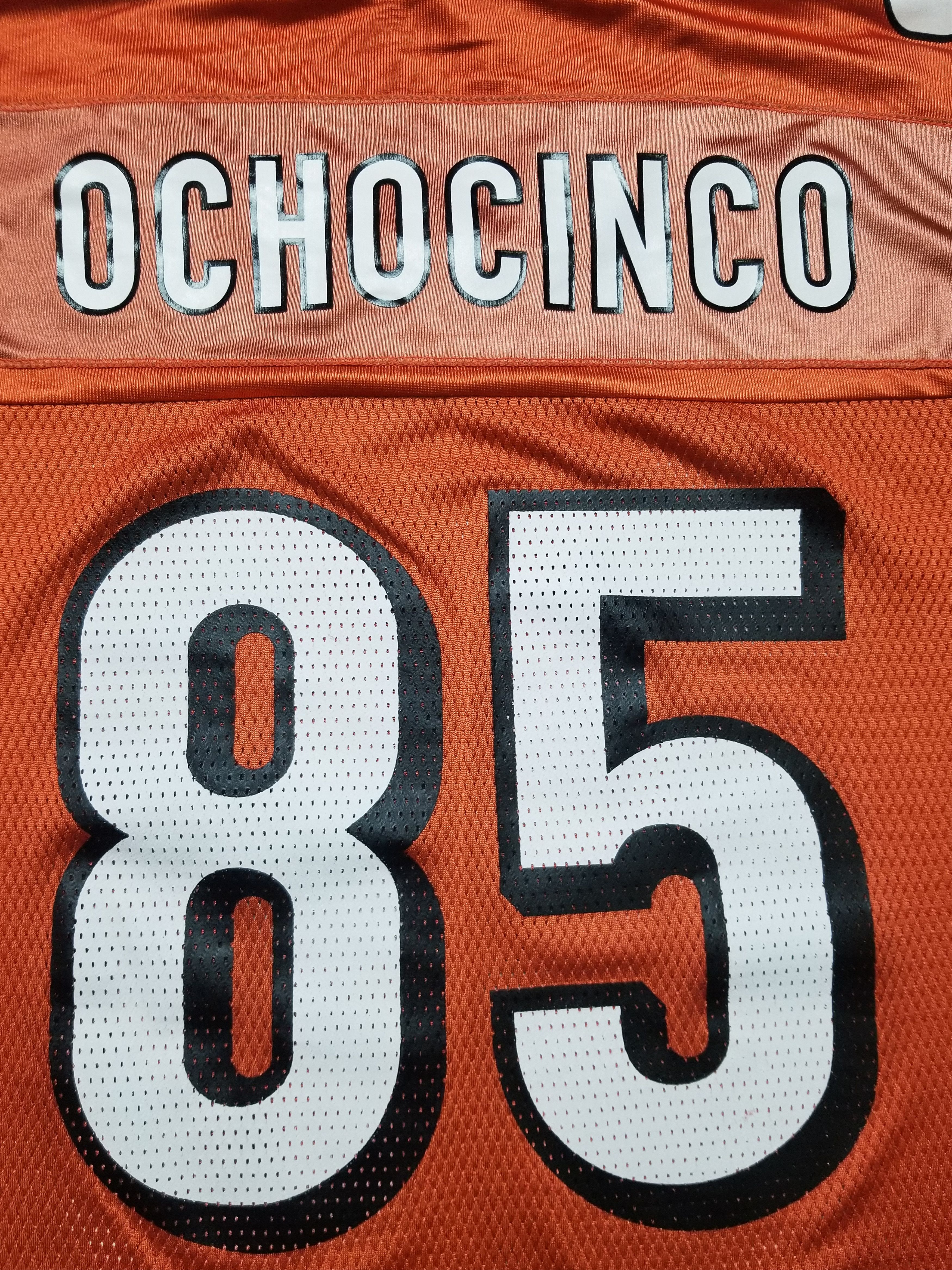 Reebok VTG Reebok Cincinnati Bengals Ochocinco #85 NFL Jersey Size US XL / EU 56 / 4 - 4 Thumbnail