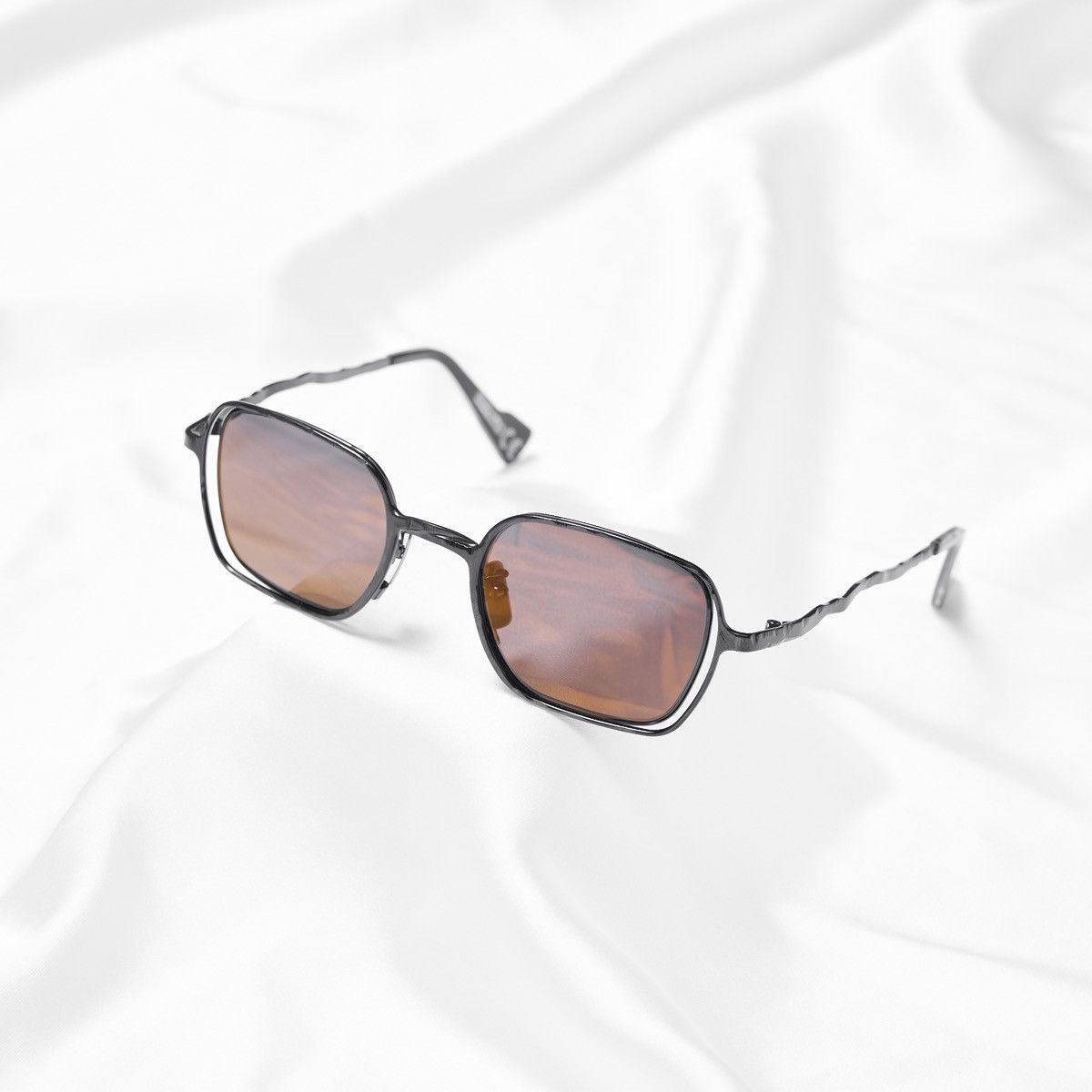 Kuboraum KUBORAUM H22 BL SUNGLASSES Size ONE SIZE - 1 Thumbnail
