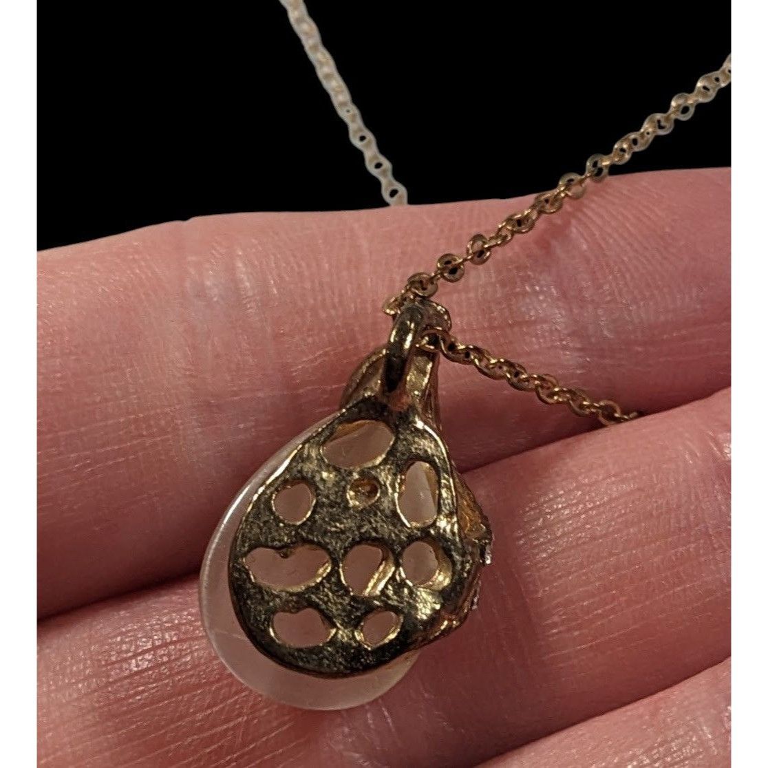 Other Elegant White Cateye Teardrop Pendant Necklace Size ONE SIZE - 10 Thumbnail