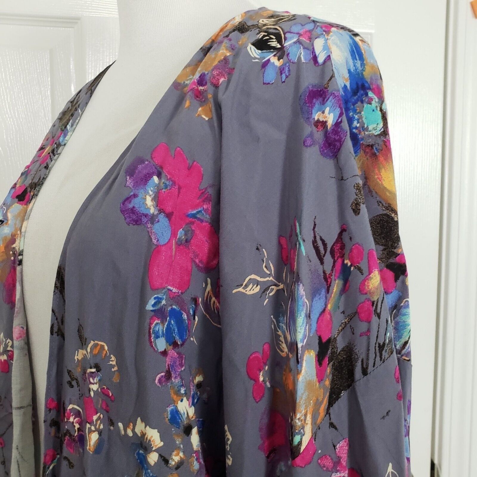 Designer Umgee Floral Fringe Kimono Womens Sz Medium Boho Fringe Fest Size M / US 6-8 / IT 42-44 - 3 Thumbnail