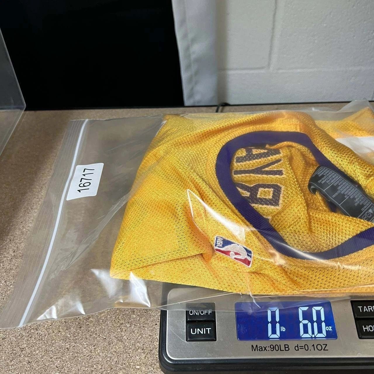 Adidas Los Angeles LA Lakers Bryant #24 Jersey Shirt Women L Size L / US 10 / IT 46 - 7 Thumbnail