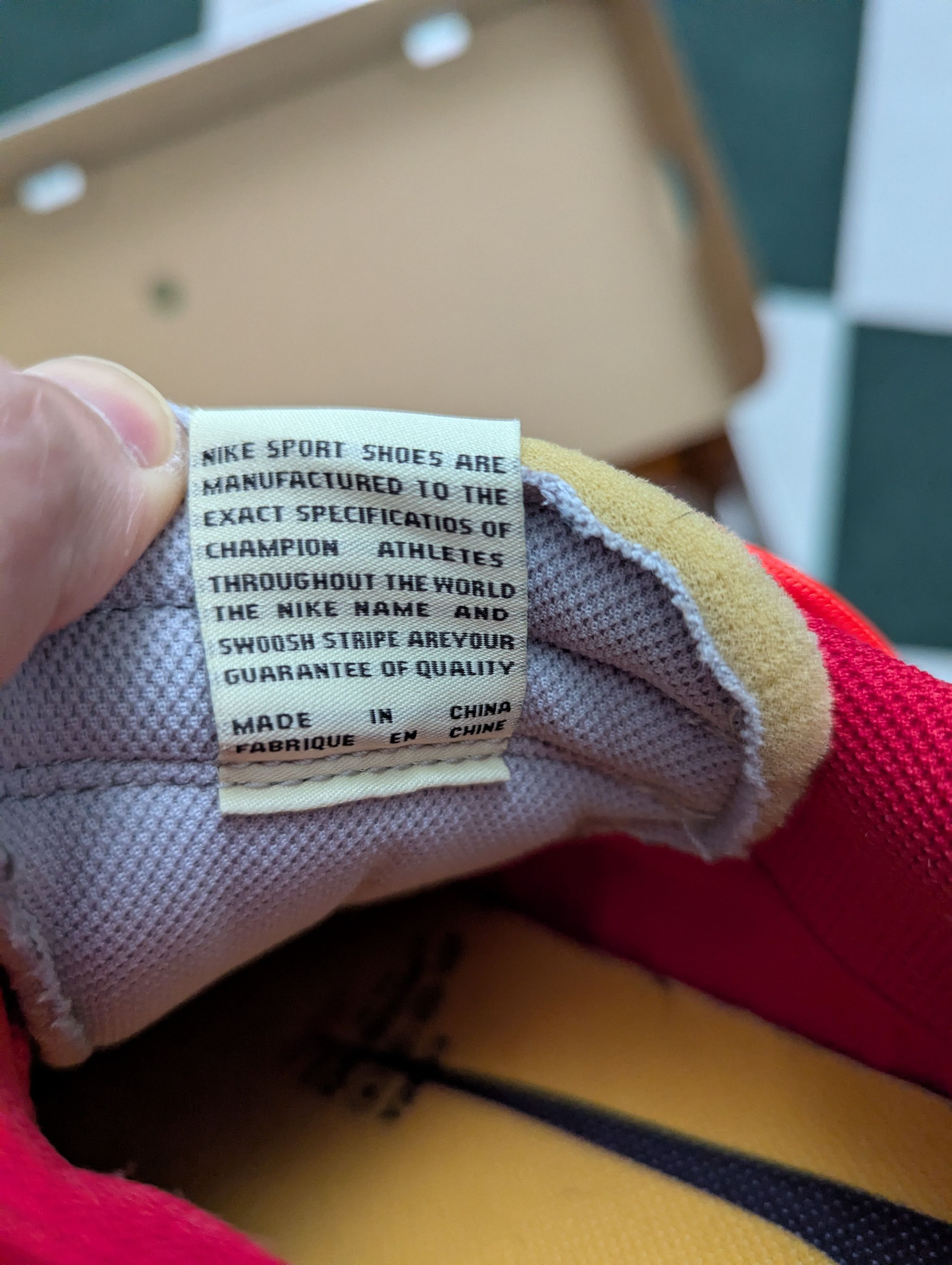Nike × Off-White Nike Dunk Low Off White University Red Size US 9 / EU 42 - 9 Thumbnail