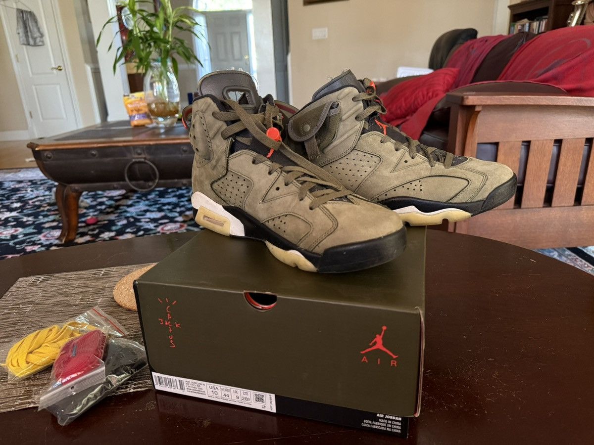Jordan Brand × Travis Scott Cactus Jack 6 Size 10 Size US 10 / EU 43 - 1 Thumbnail