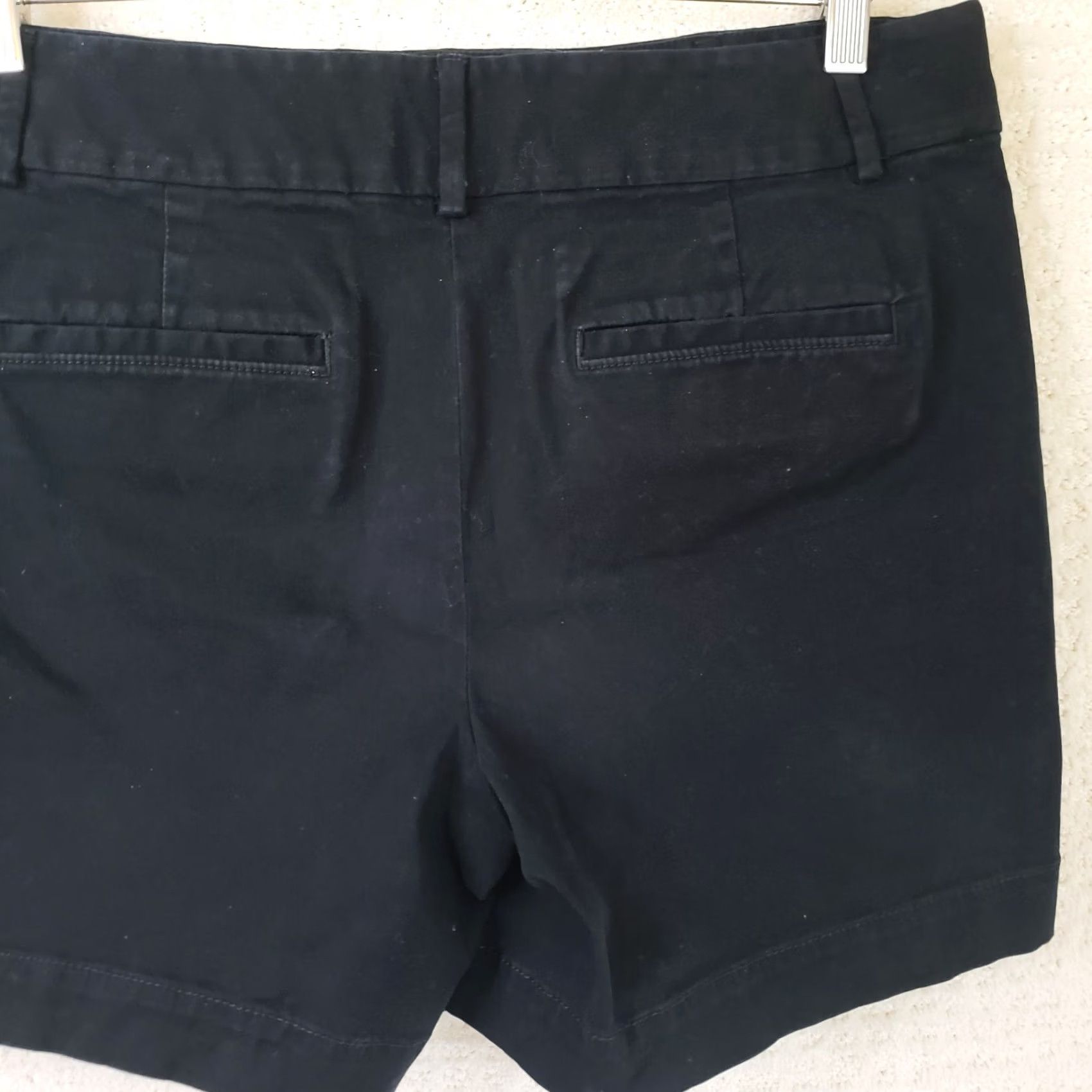 Rivieras The LOFT The Riviera Short Women's Size 10 Black Stretchy Modern Shorts Casual Travel Size 32" / US 10 / IT 46 - 7 Thumbnail