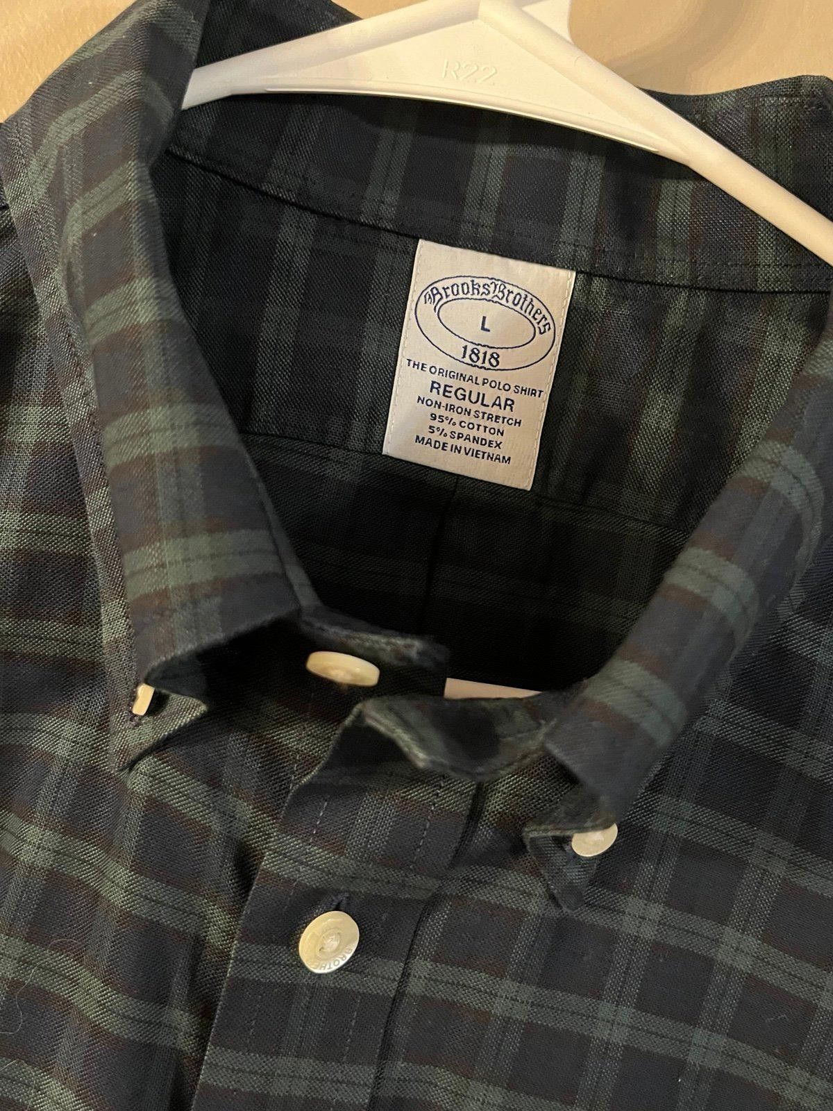 Brooks Brothers Brooks Brothers plaid button down shirt size Large Size US L / EU 52-54 / 3 - 3 Thumbnail