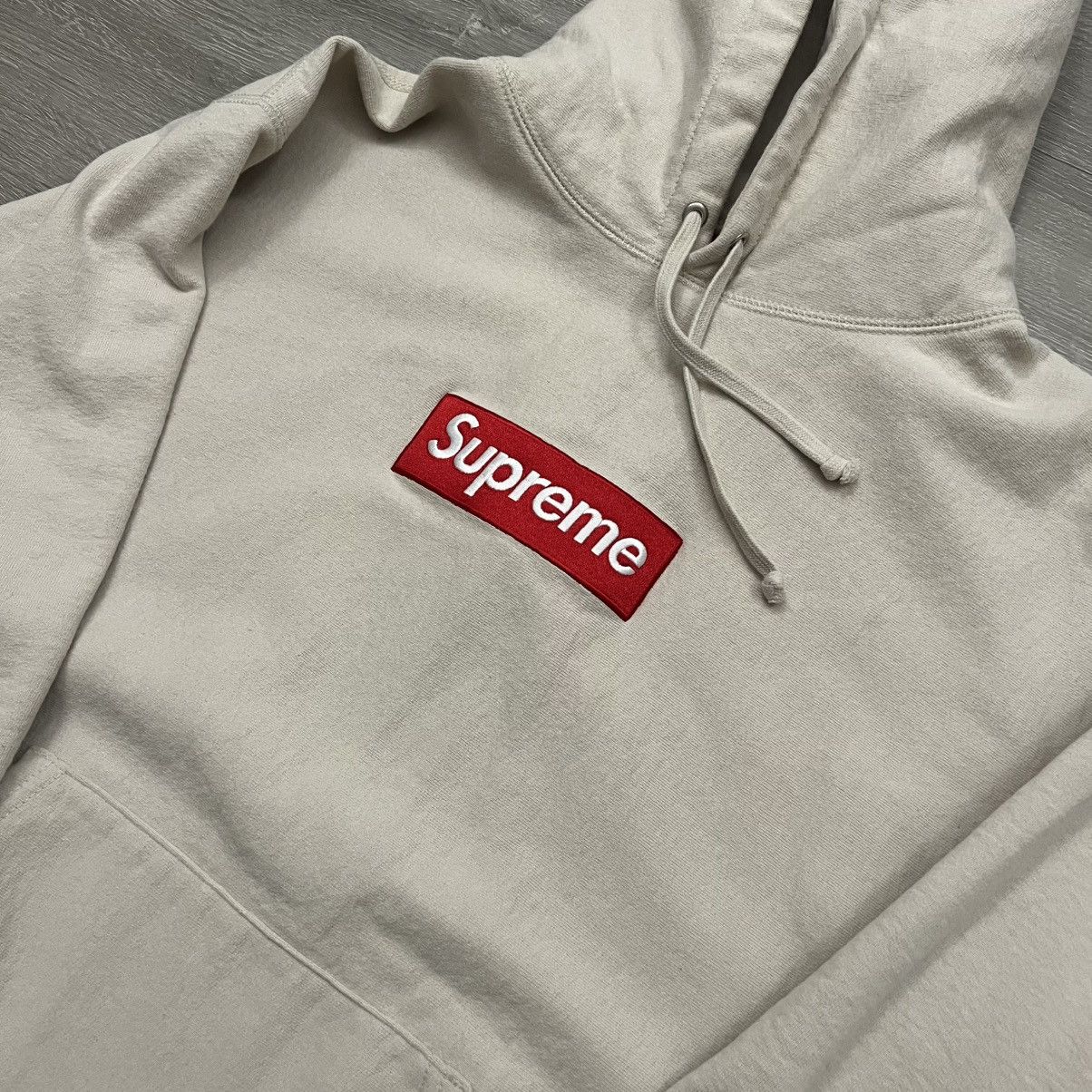 Supreme Supreme Box Logo Hoodie FW24 Size US M / EU 48-50 / 2 - 13 Thumbnail