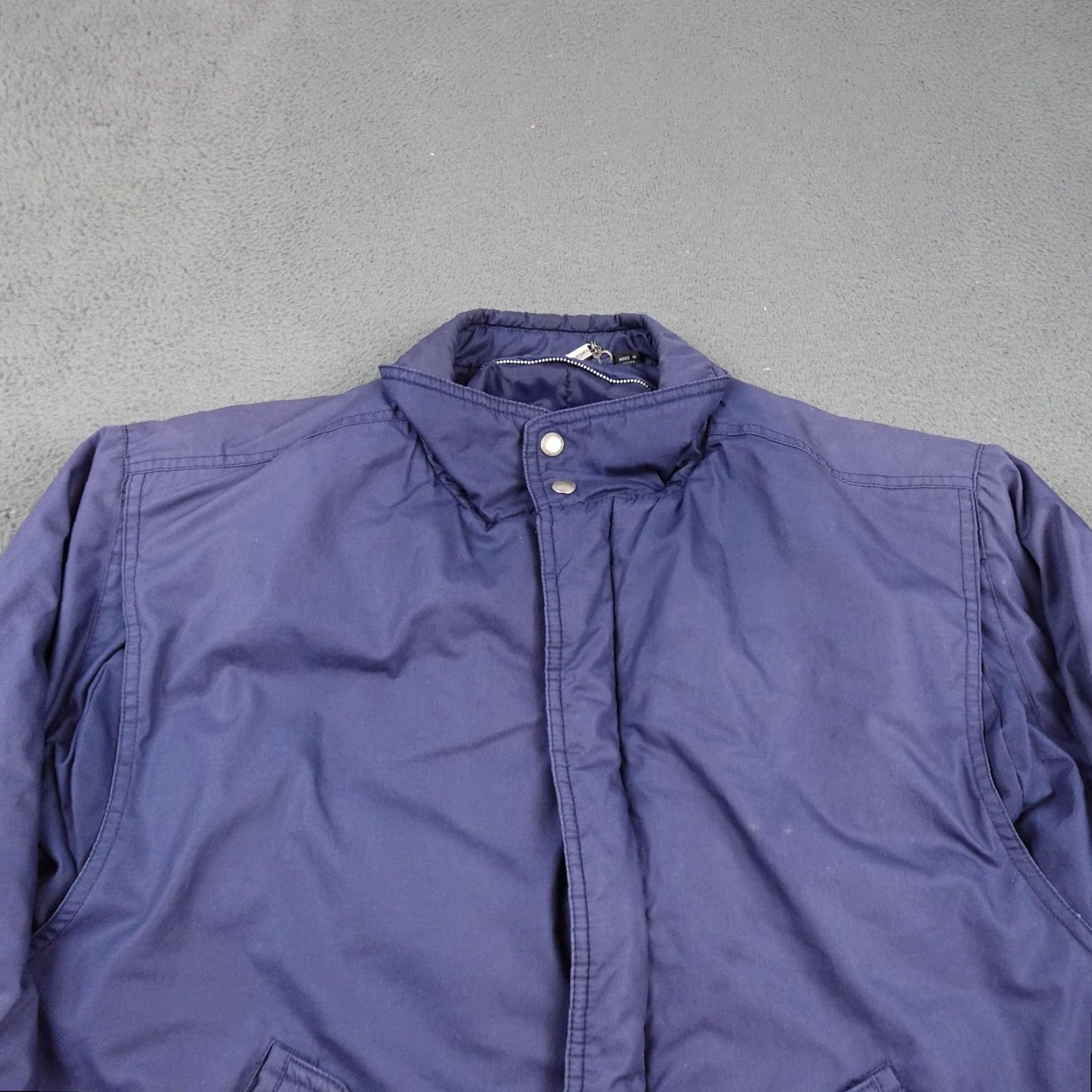 Members Only VINTAGE Members Only Jacket Mens 42L Navy Blue Bomber Quilted Lined Zip Ribbed Cuffs Size US XS / EU 42 / 0 - 5 Thumbnail