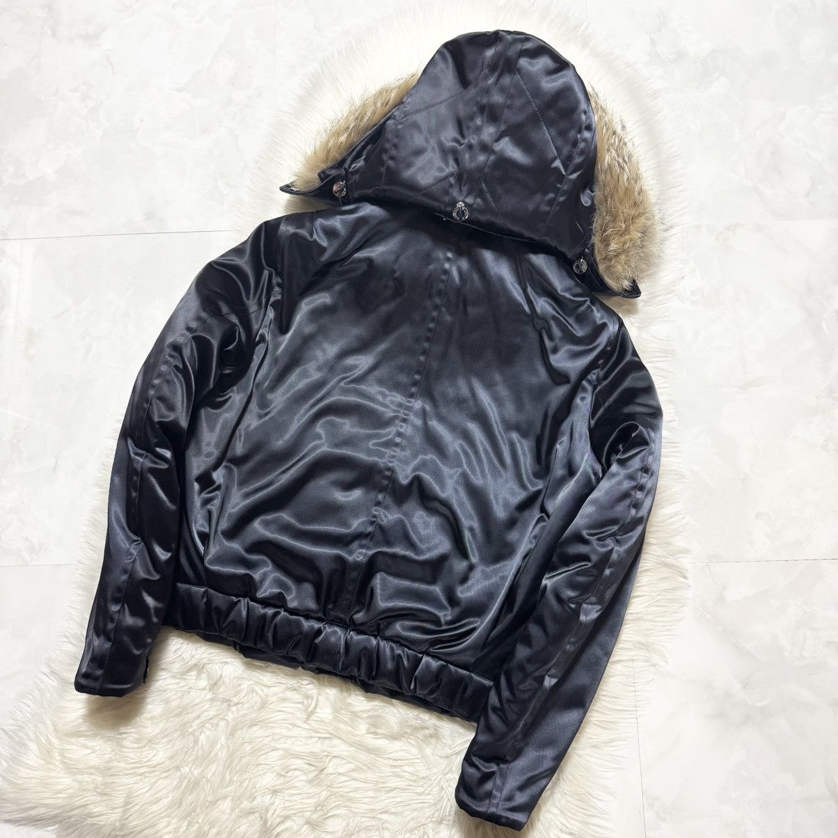 Louis Vuitton Louis Vuitton Runway Leather Bomber Jacket with Fur Hood Size US M / EU 48-50 / 2 - 12 Thumbnail