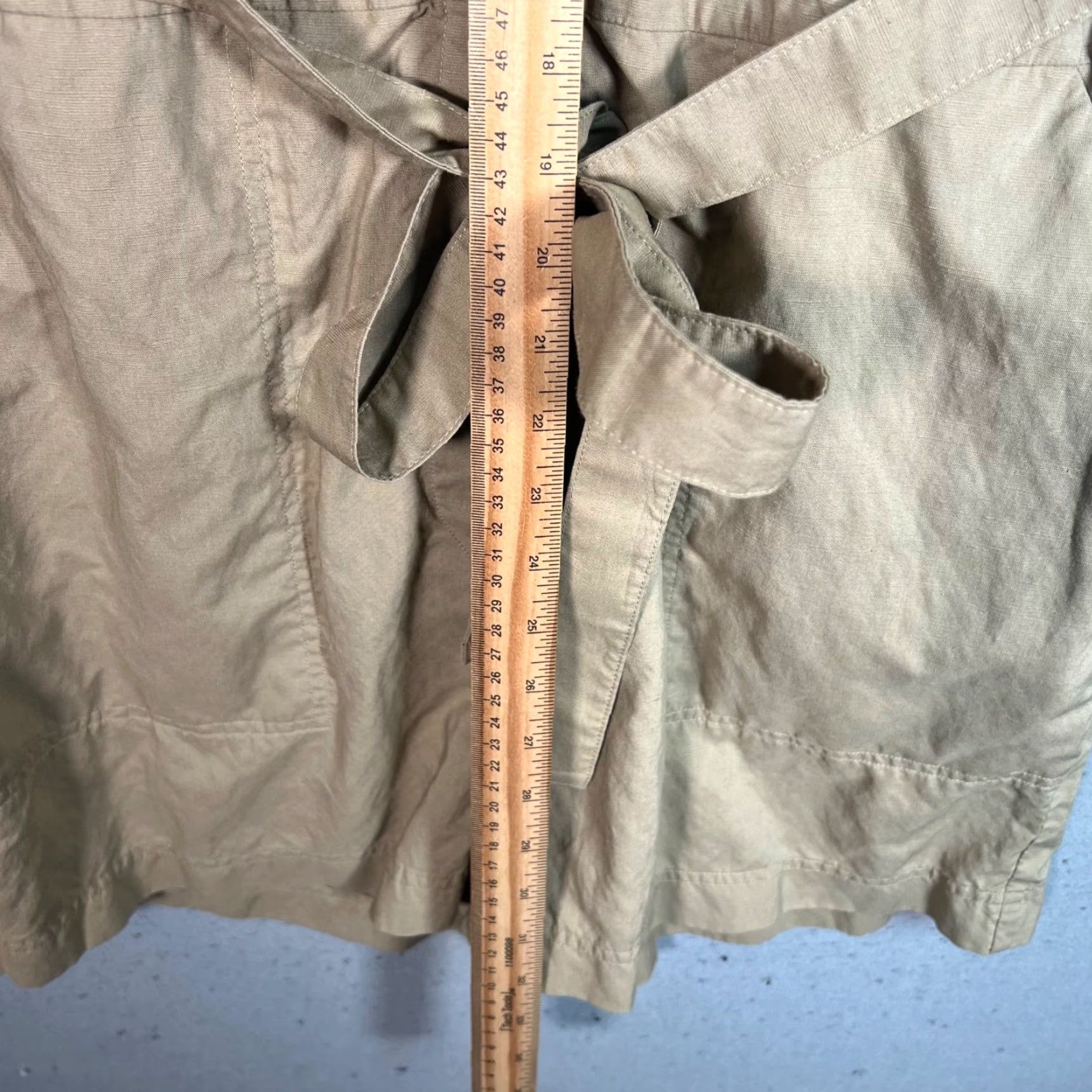 Uniqlo Uniqlo Jumpsuit Womens Size L Khaki Linen Blend Belt Wide-Leg Casual One-Piece Shirt Womens L Khaki Linen-Blend Jumpsuit with Belt Size 36" / US 14 / IT 50 - 6 Thumbnail