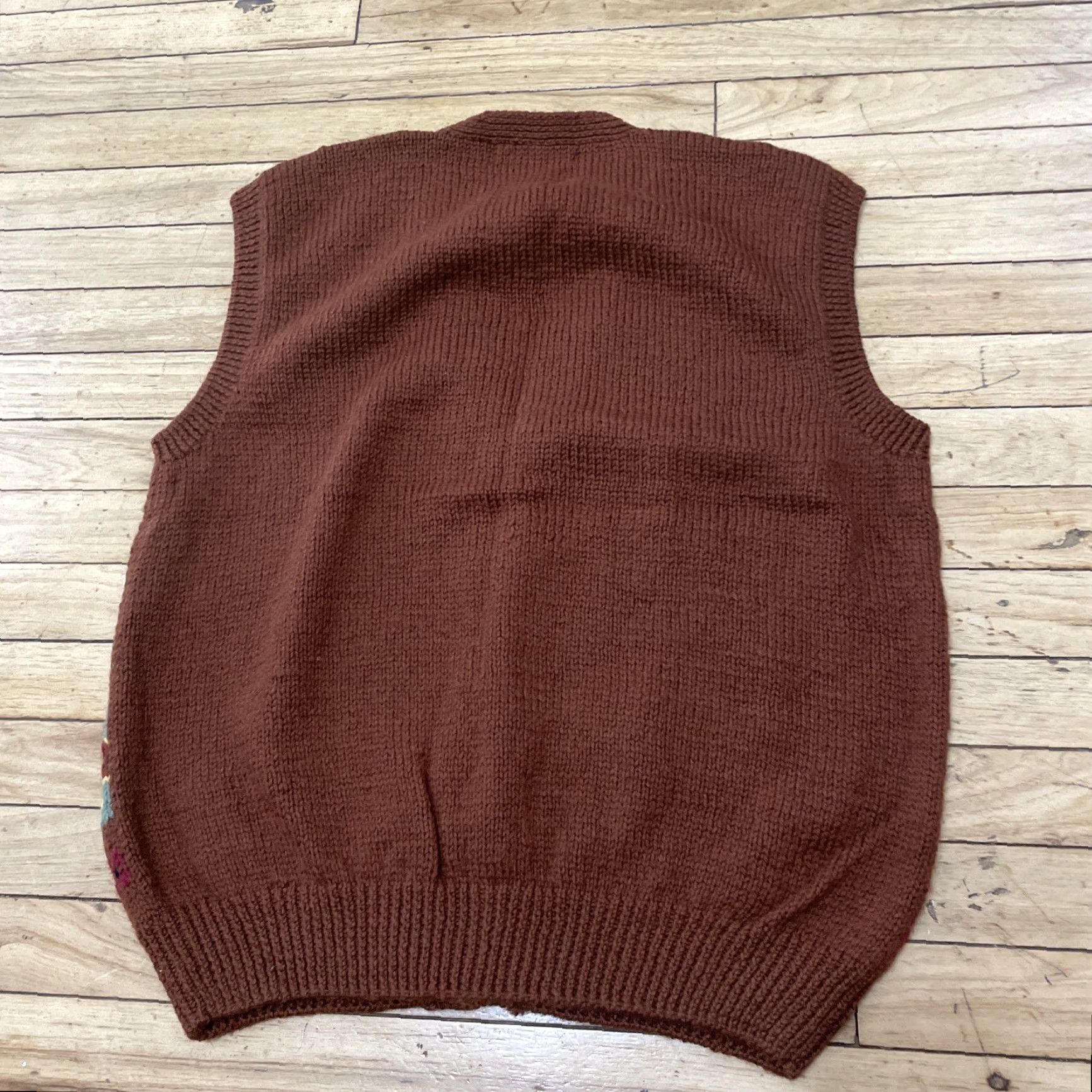Vintage Manny Aztec Print Knit Vest Men M Brown Green Red Preppy Western Cardigan 42" Size US M / EU 48-50 / 2 - 3 Thumbnail