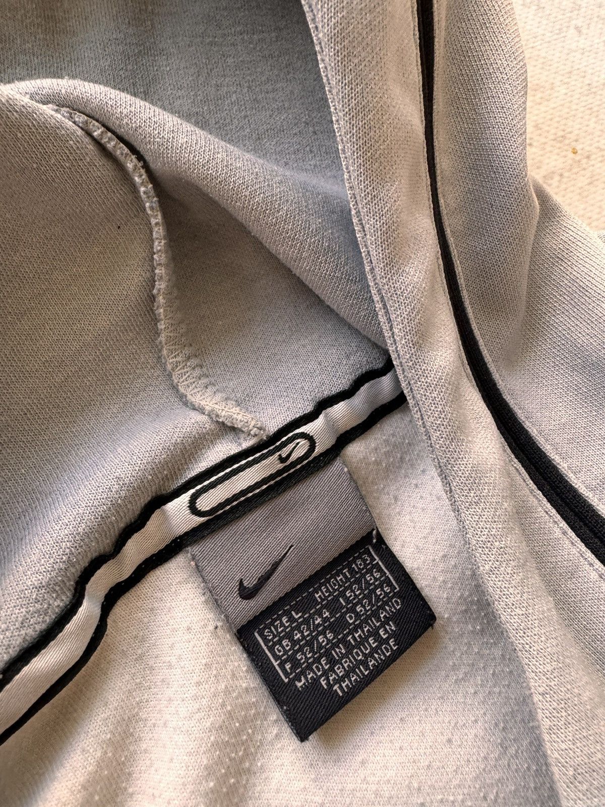 Nike × Vintage NIKE VINTAGE CENTER LOGO OVERSIZE BOXY HOODIE Size US L / EU 52-54 / 3 - 6 Thumbnail