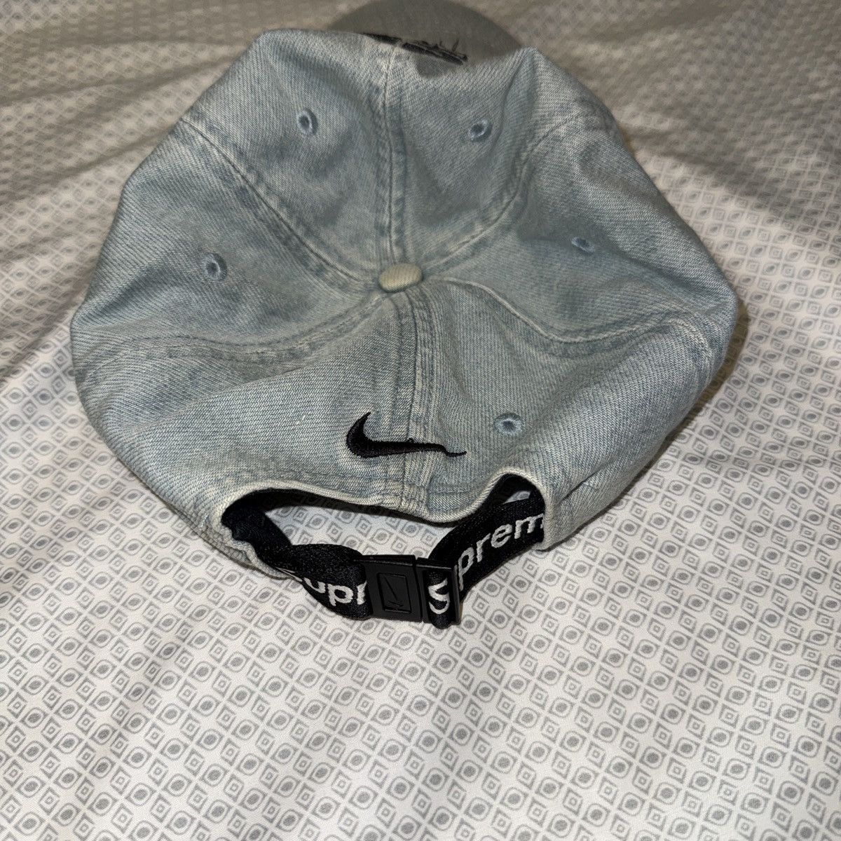 Nike ACG × Supreme Supreme Nike ACG Denim 6 Panel Blue Wash Size ONE SIZE - 2 Thumbnail