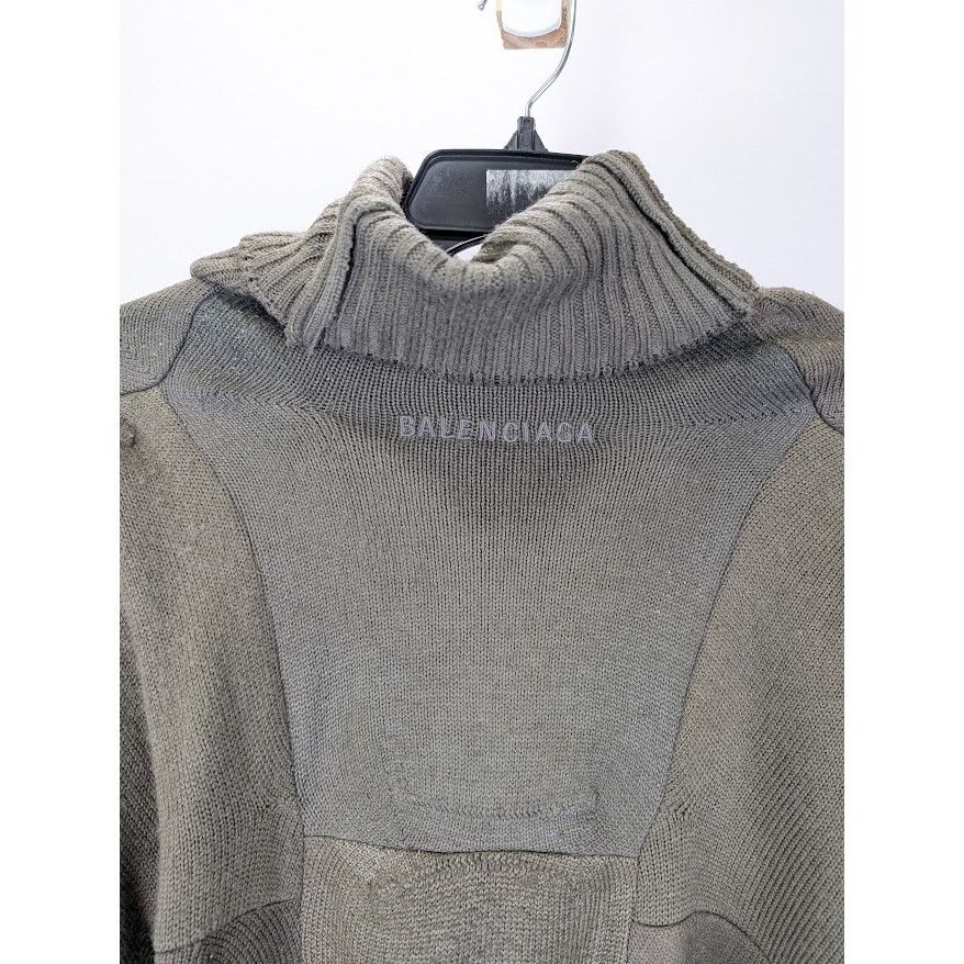 Balenciaga o1rshd1 Wool Uncycled Socks Jumper Knitwear in Khaki Size US S / EU 44-46 / 1 - 11 Thumbnail