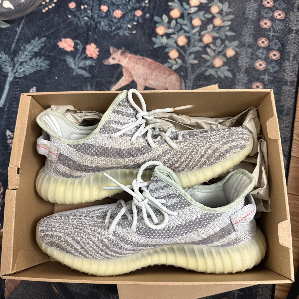 Yeezy Yeezy Boost 350 V2 Size US 10.5 / EU 43-44 - 3 Thumbnail