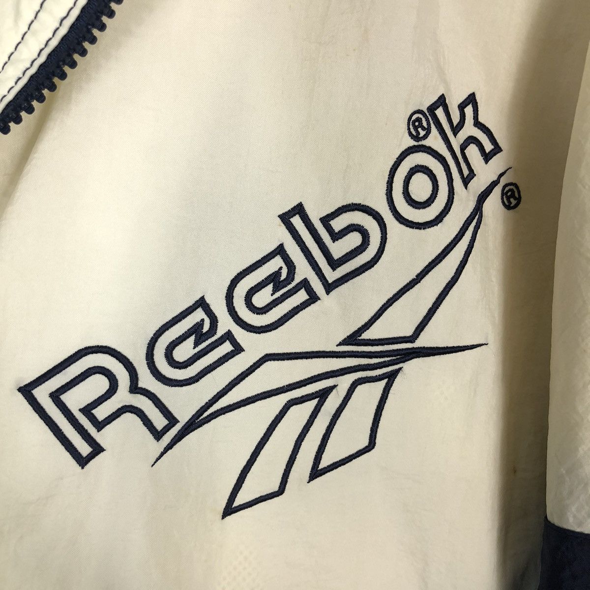 Japanese Brand 🔥Vintage Bomber Jacket Reebok Big Logo Over Print Size US L / EU 52-54 / 3 - 17 Thumbnail