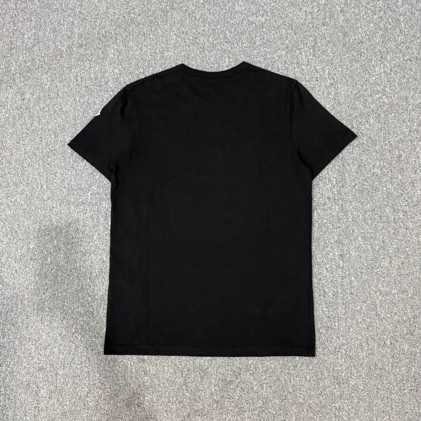 Moncler Moncler Black Bell Short Sleeve M Tee 99 New Size M / US 6-8 / IT 42-44 - 2 Thumbnail