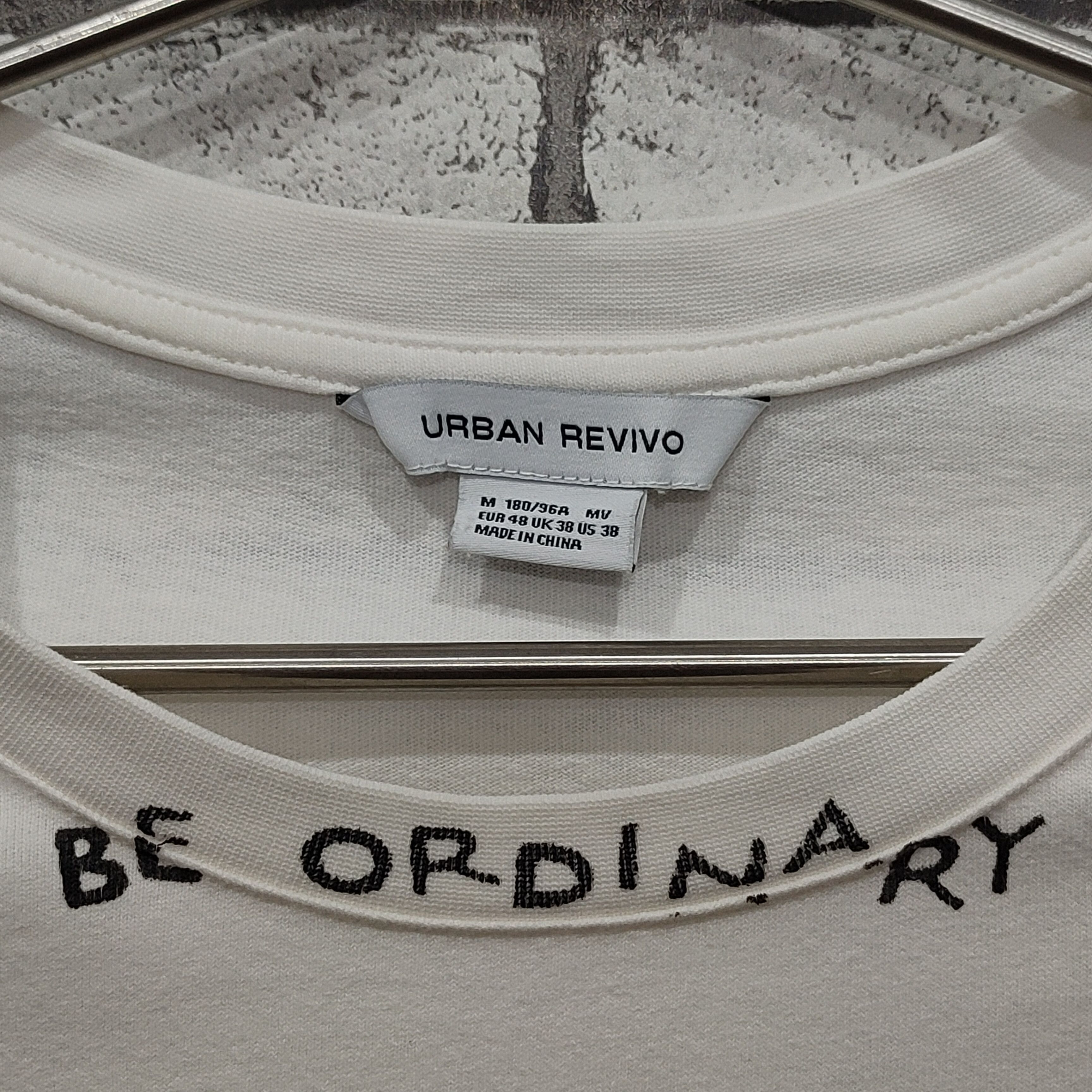 Other 🔥Urban Revivo t-shirt Size US M / EU 48-50 / 2 - 3 Thumbnail