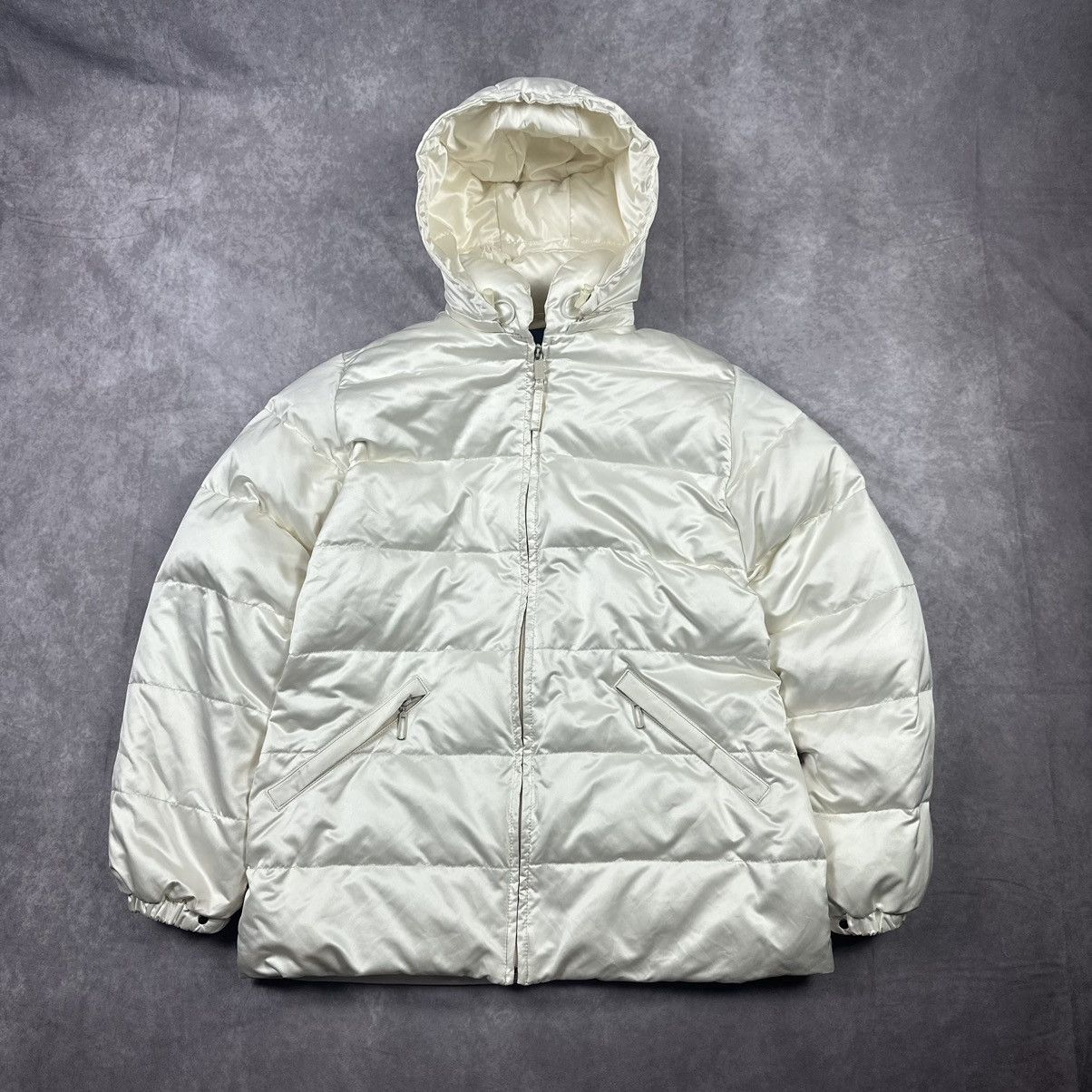 Moncler Vintage Moncler Puffer Jacket Size M / US 6-8 / IT 42-44 - 1 Thumbnail