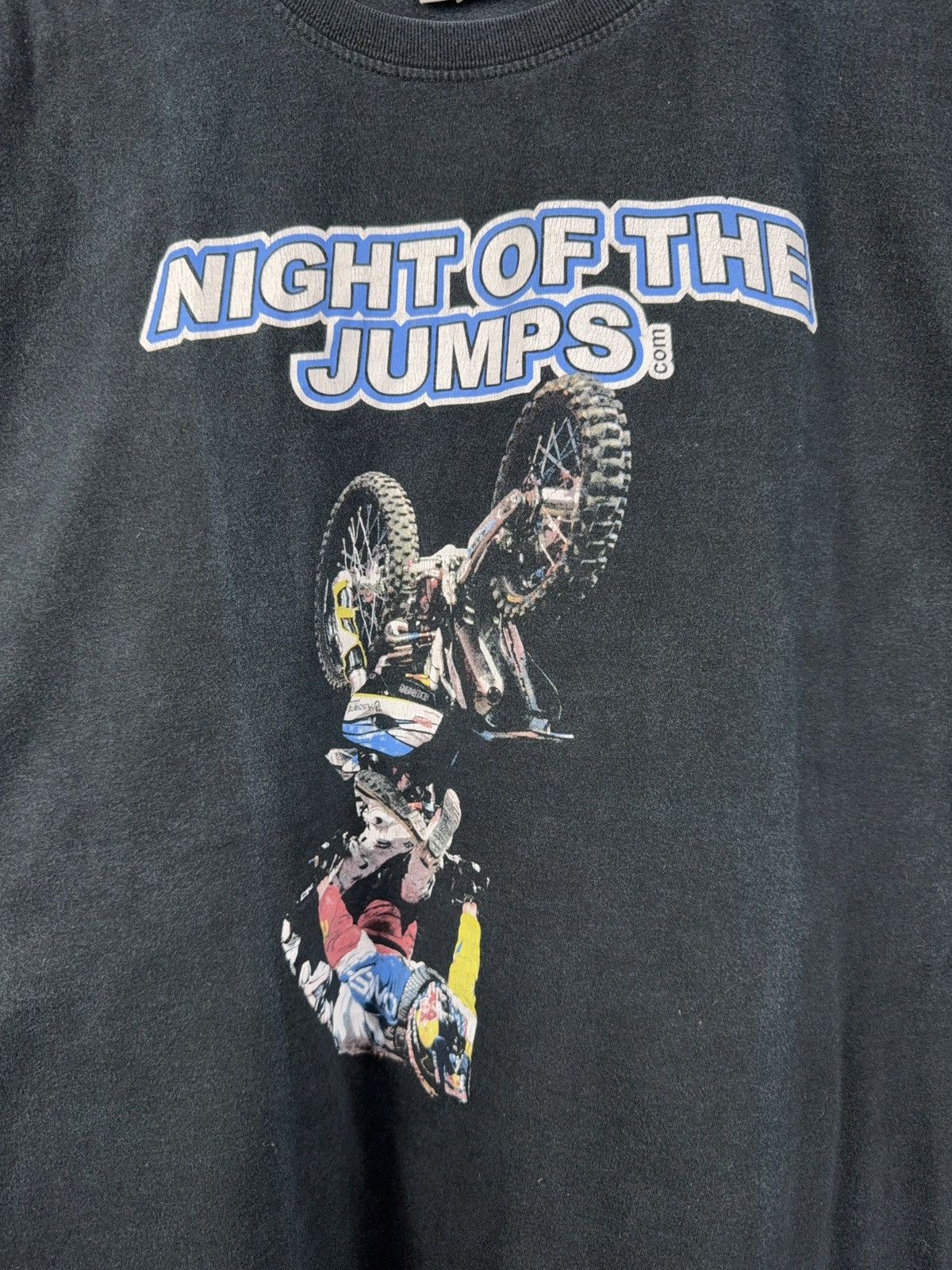 Vintage Vintage 00s Motocross Night of the Jumps Red Bull T Shirt Size US L / EU 52-54 / 3 - 3 Thumbnail