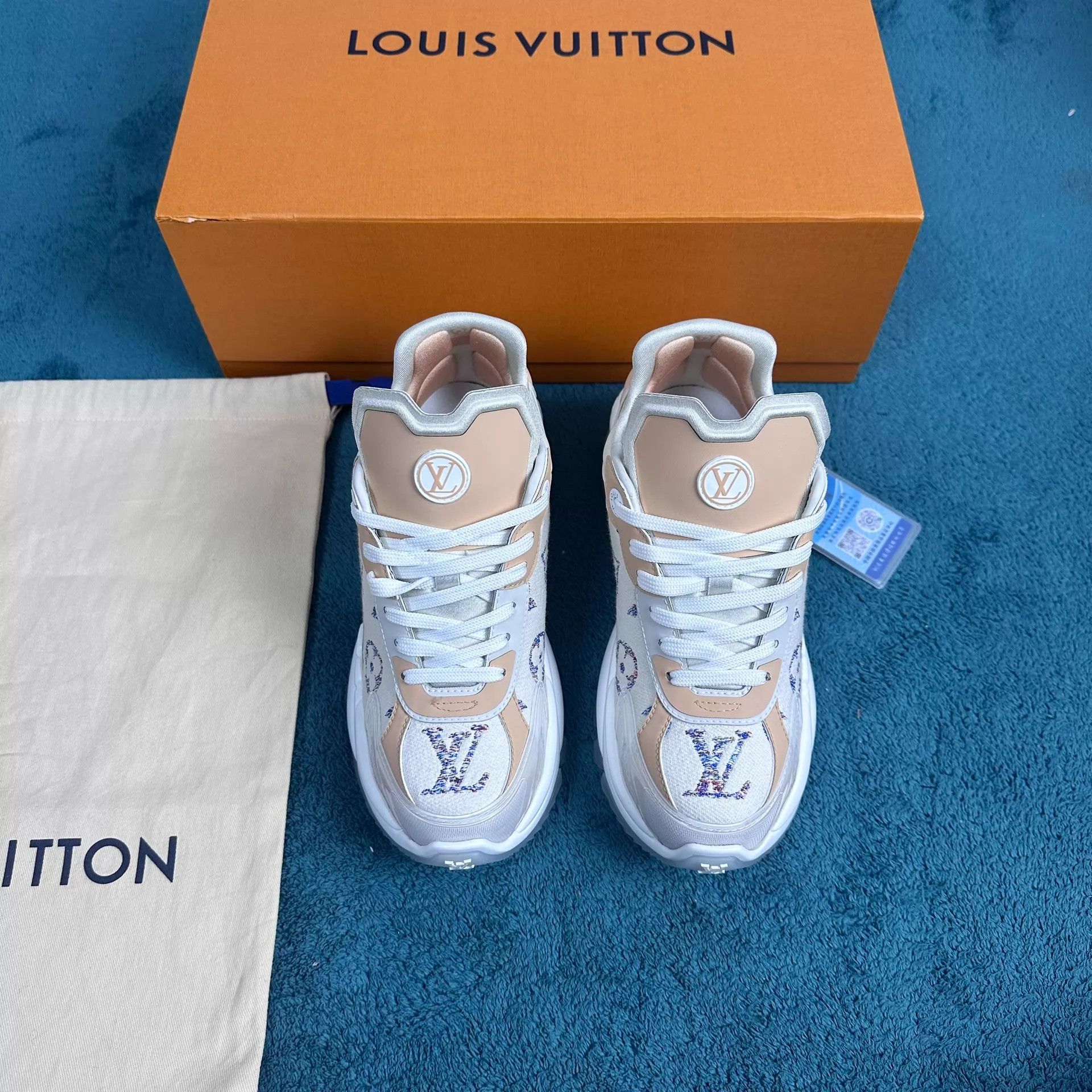 Louis Vuitton LV Run55 Tweed Low-Top Sneakers Beige Size 35 Size US 4.5 / IT 34.5 - 1 Thumbnail