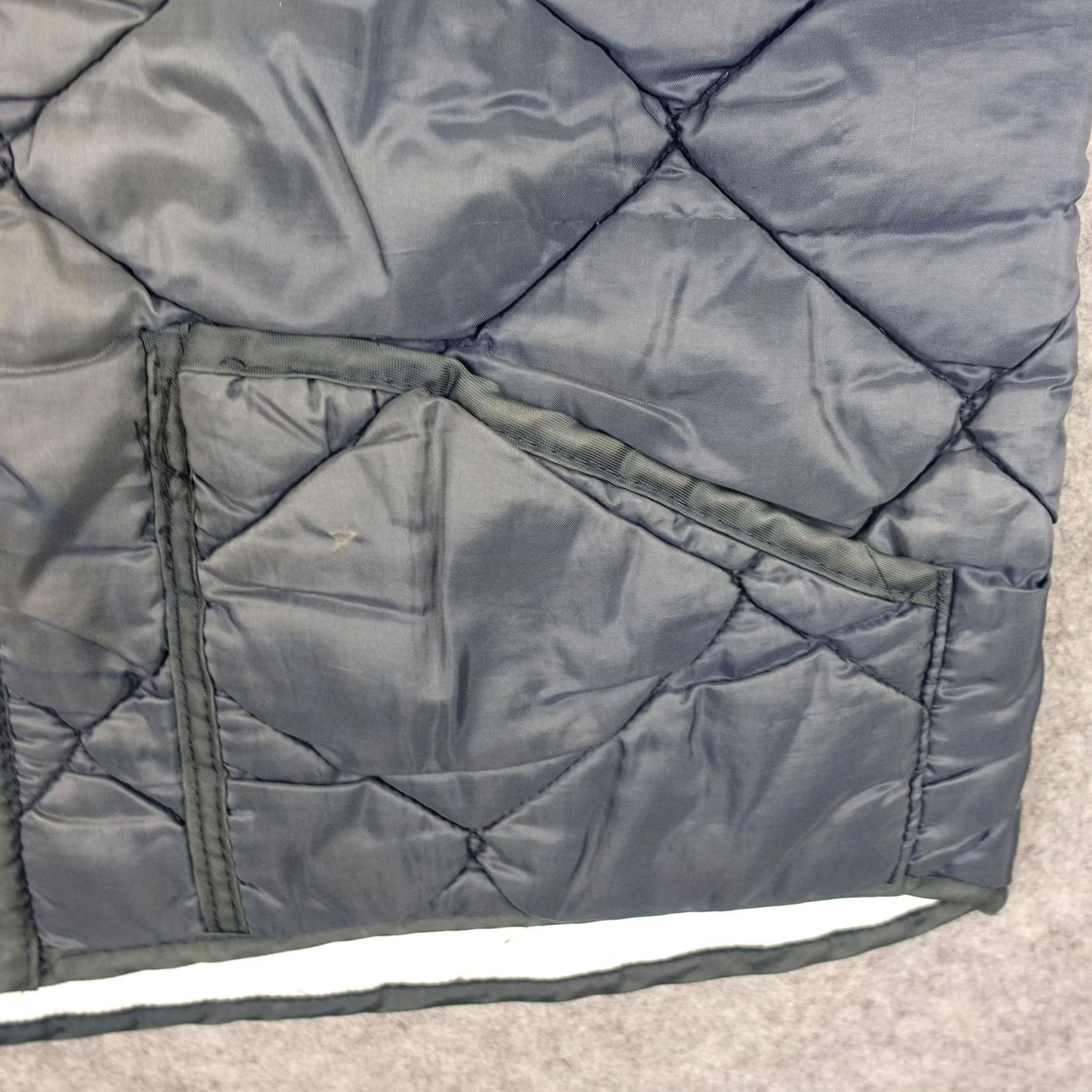 Vintage VINTAGE Snap-N-Wear Vest Mens XL Blue Quilted Nylon Full Zip Insulated Lined USA Size US XL / EU 56 / 4 - 5 Thumbnail