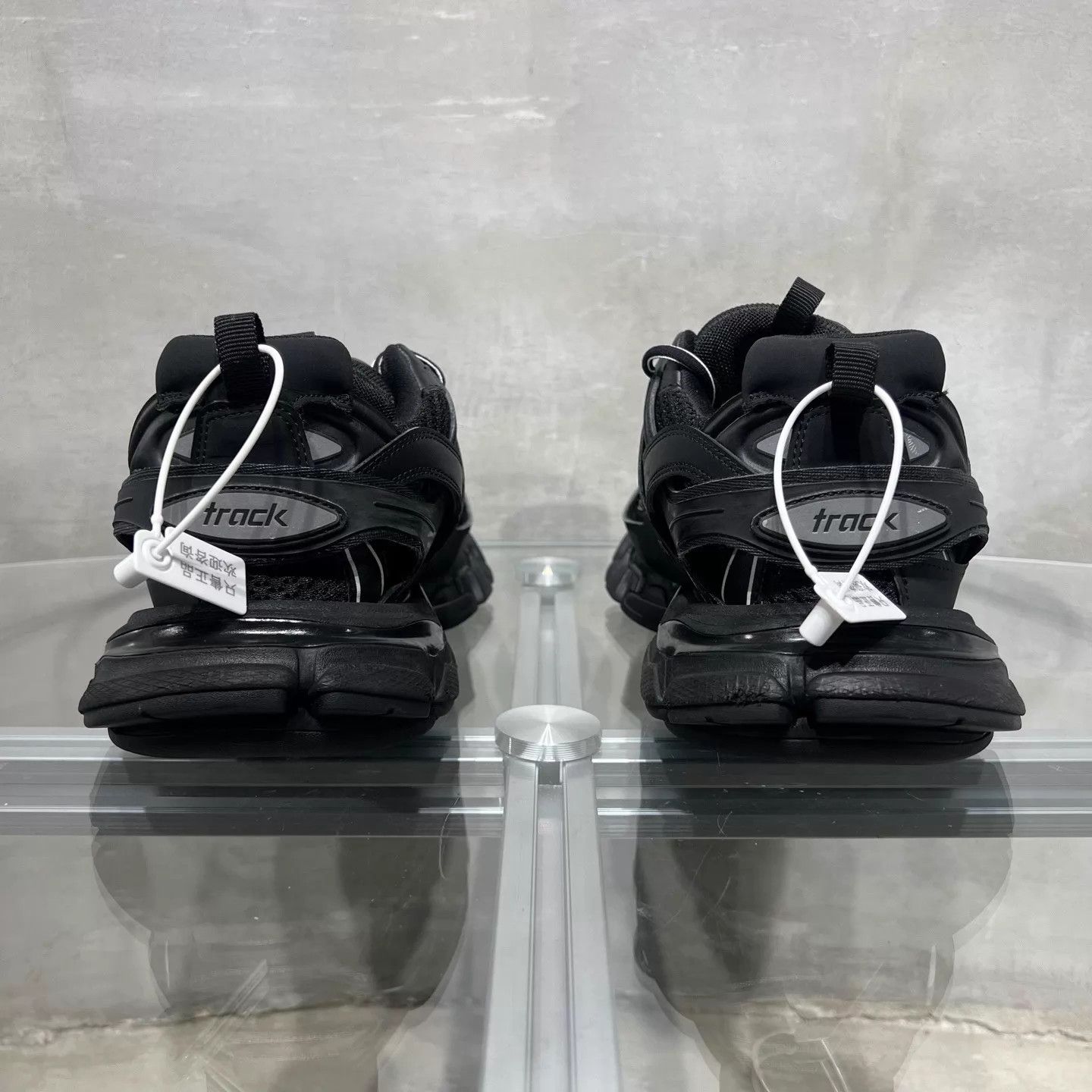Balenciaga Balenciaga BLCG TRACK Black 43 YH25411 Size US 10 / EU 43 - 6 Thumbnail
