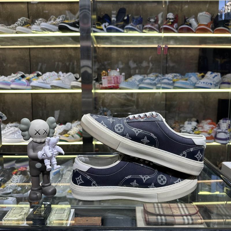 Louis Vuitton Louis Vuitton Stylish Casual Leather Sneakers -2505 Size US 10 / EU 43 - 8 Thumbnail