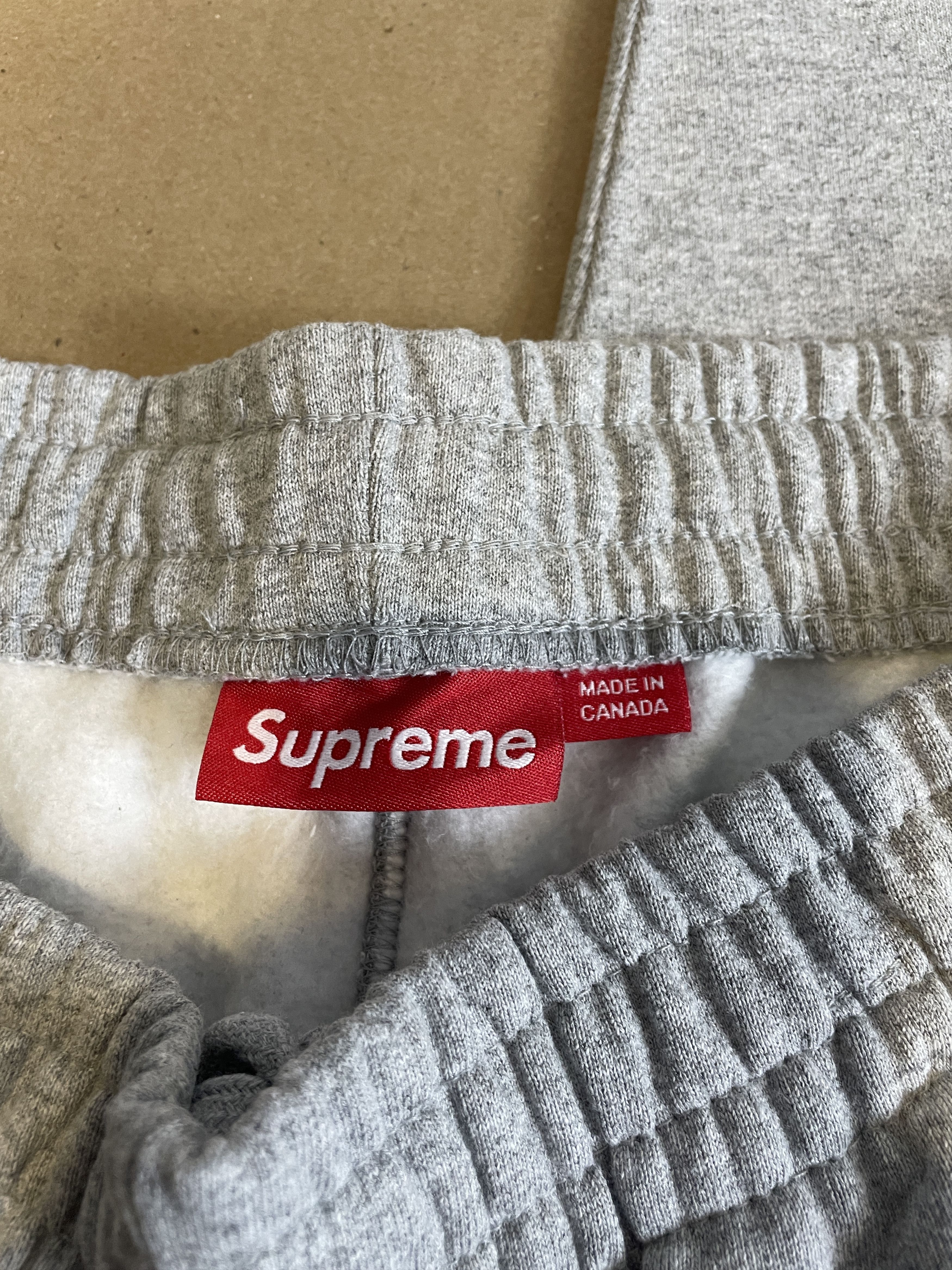 Supreme S LOGO SWEATPANTS SMALL Size US 30 / EU 46 - 11 Thumbnail