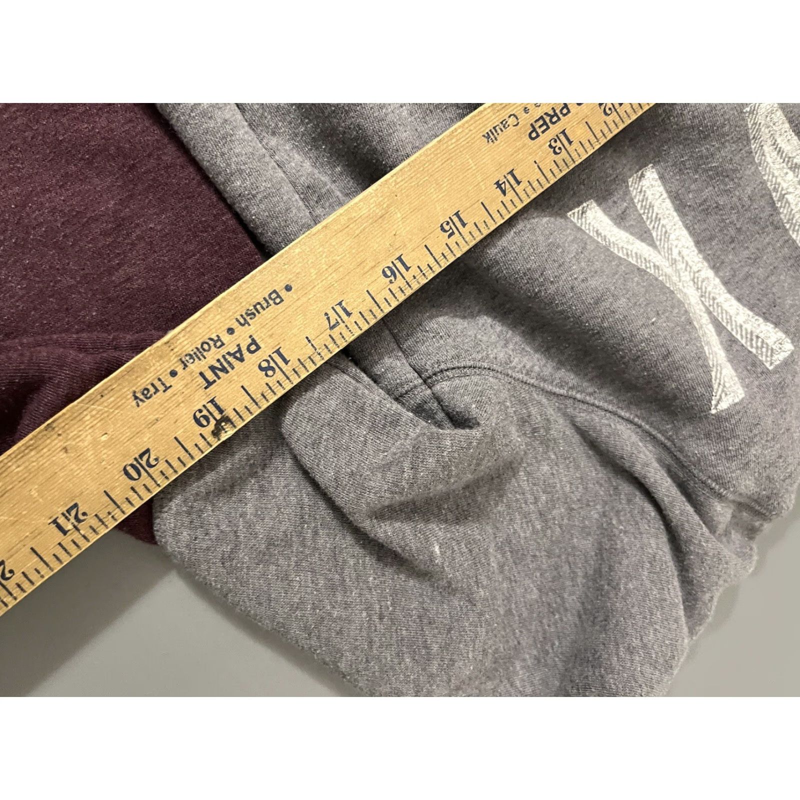 Victoria's Secret PINK Victoria's Secret Full Zip Hoodie Women's Size XS Gray Size XS / US 0-2 / IT 36-38 - 4 Thumbnail