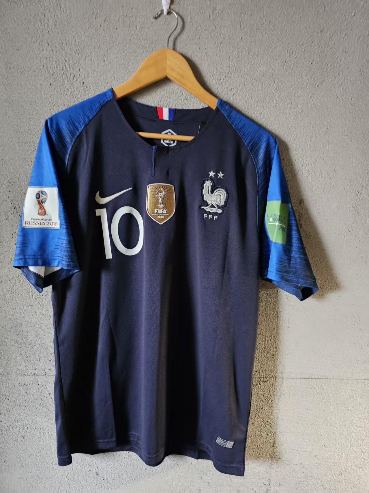 Other 2018 World Cup France #10 Kylian Mbappé Jersey Home Size US L / EU 52-54 / 3 - 2 Thumbnail