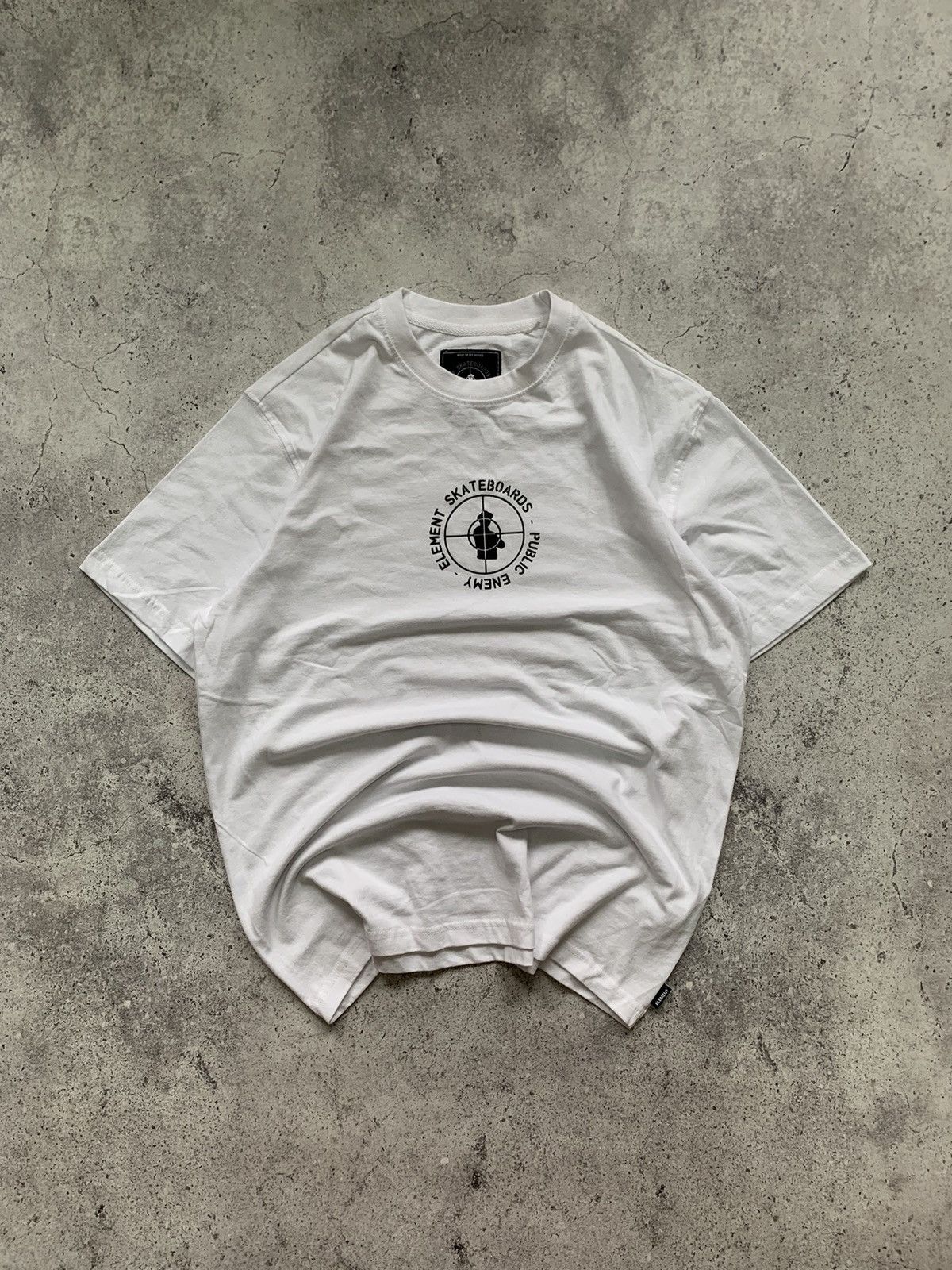 Element × Public Enemy Public Enemy x Element Pexe Target Tee Size US M / EU 48-50 / 2 - 1 Thumbnail