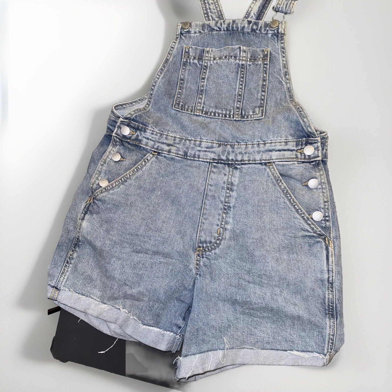 Other Universal Thread Overalls Denim Jean Shorts Women Size 0/25R Size 25" / US 0 / IT 36 - 8 Thumbnail