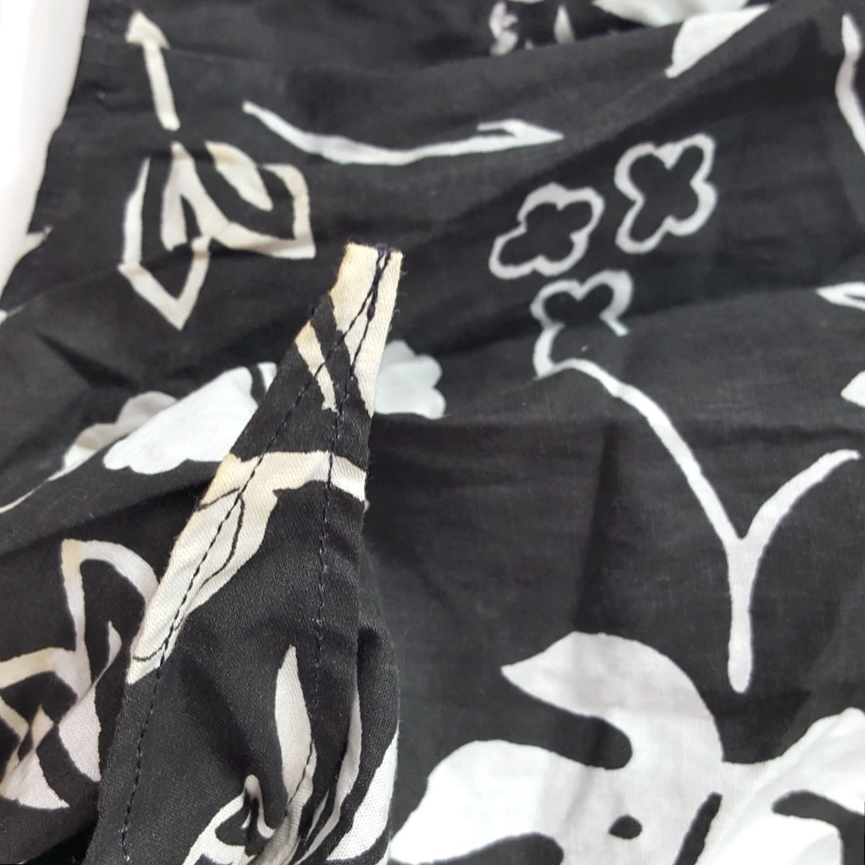 Vintage VINTAGE Just Class T-Shirt Women's Small Black Tropical Pineapple Sleeveless Beach Shirt Top Outdoor 80s 90s Summer Retro Size S / US 4 / IT 40 - 5 Thumbnail