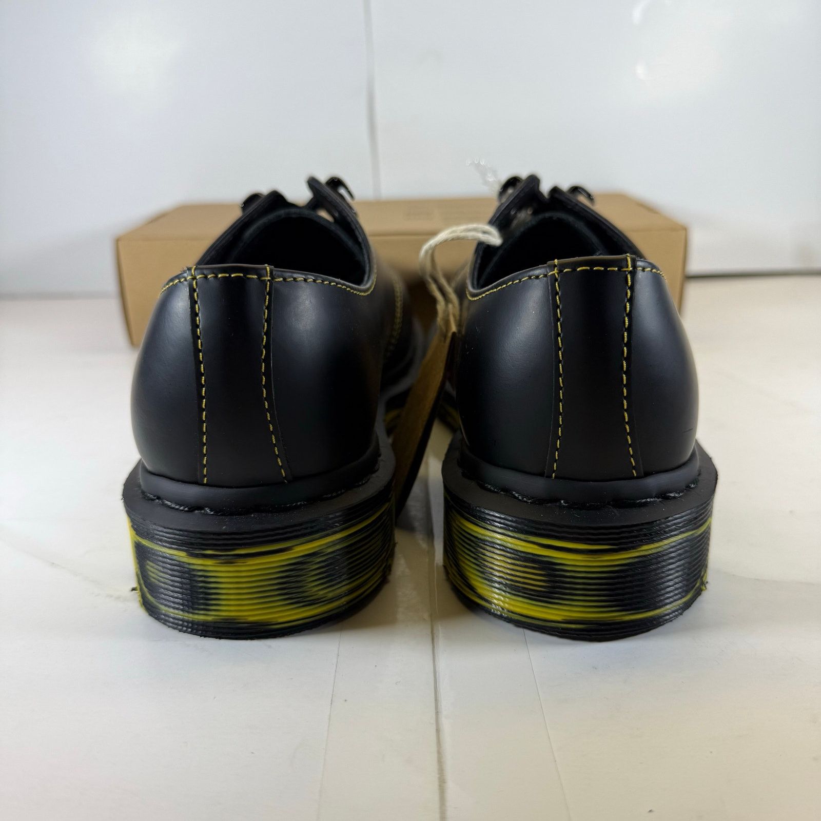 Dr. Martens Dr Martens AirWair Low Bottoms Black/Yellow Size 7 Men Size US 7 / EU 40 - 6 Thumbnail
