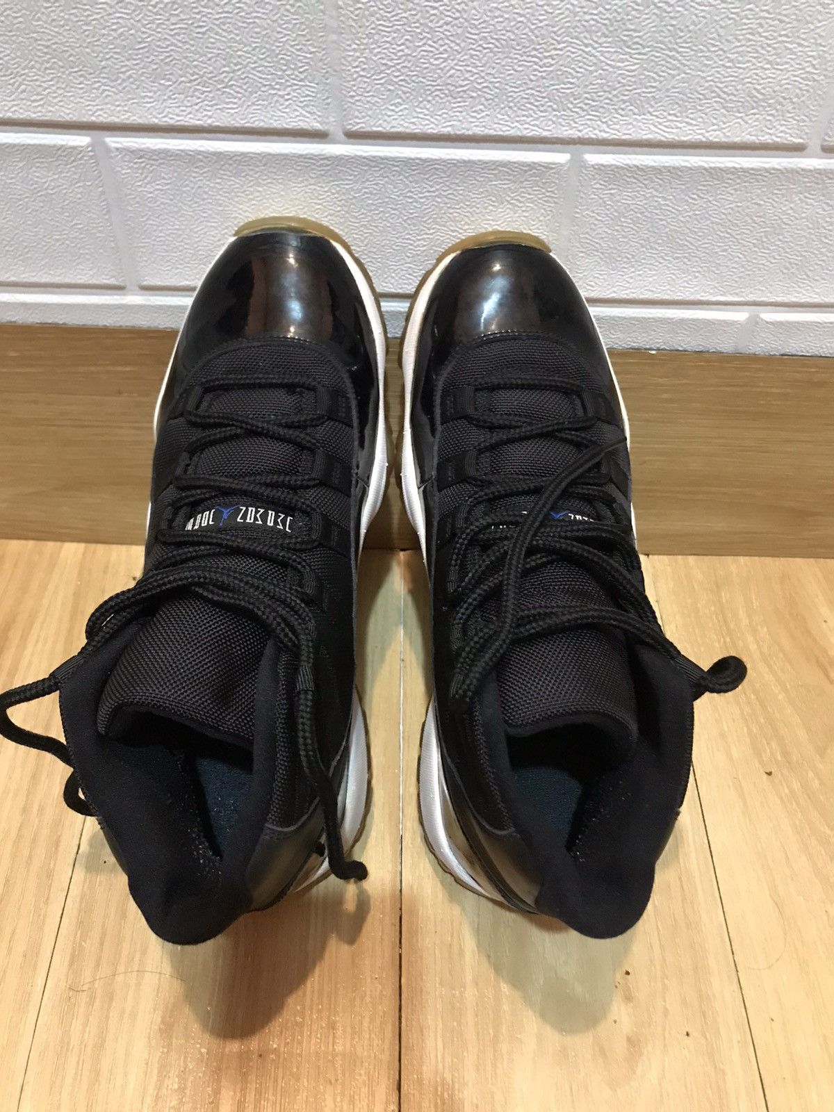 Jordan Brand × Nike Jordan 11 Retro Space Jam (2009) Size US 9.5 / EU 42-43 - 5 Thumbnail
