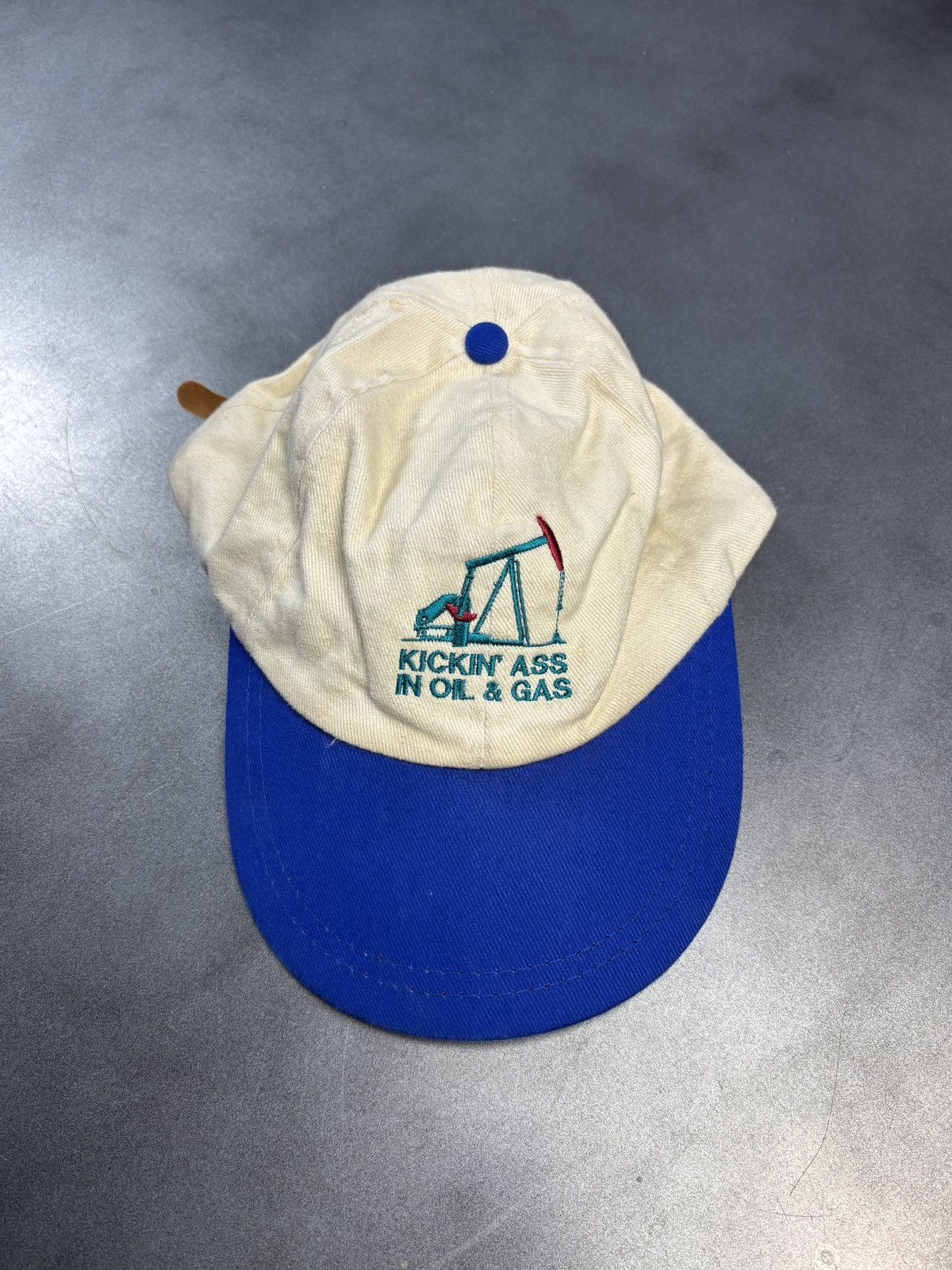 Vintage Kickin Ass Oil & Gas 1990s Vintage Hat Strapback Dad Cap 90s Size ONE SIZE - 1 Thumbnail