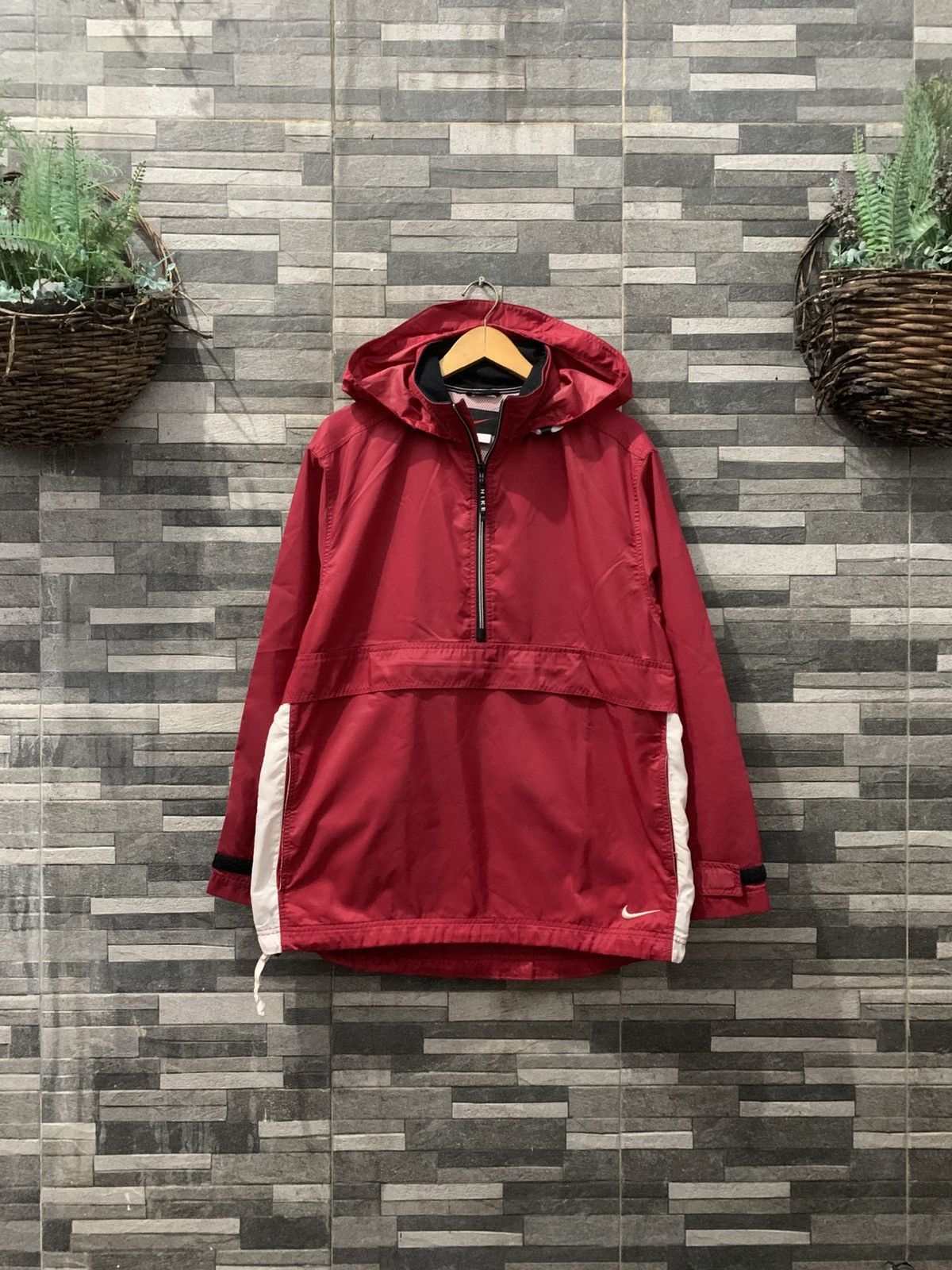 Nike Vintage Nike Windbreaker Cagoule Jacket Size US L / EU 52-54 / 3 - 1 Thumbnail