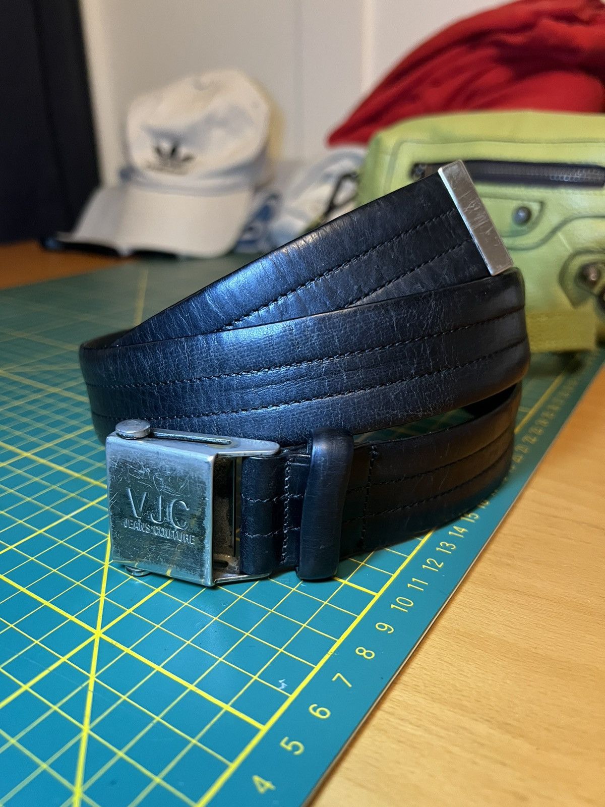 Versace Jeans Couture Vintage Versace Jeans Couture fully adjustable leather belt Size ONE SIZE - 1 Thumbnail