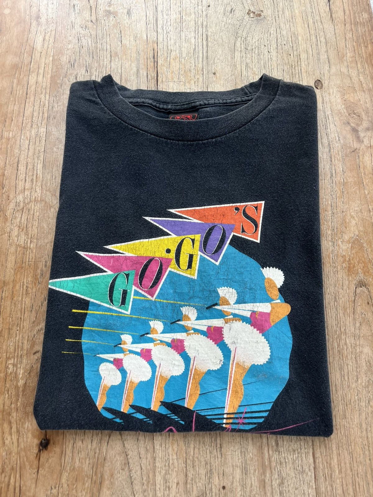 Vintage GO GO’S Vacation 2004’s RockBand Tshirt