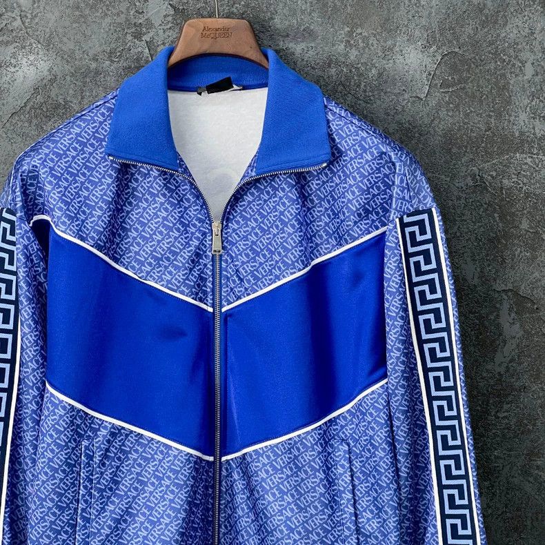 Versace Versace Blue letter print coat Size US XXL / EU 58 / 5 - 3 Thumbnail
