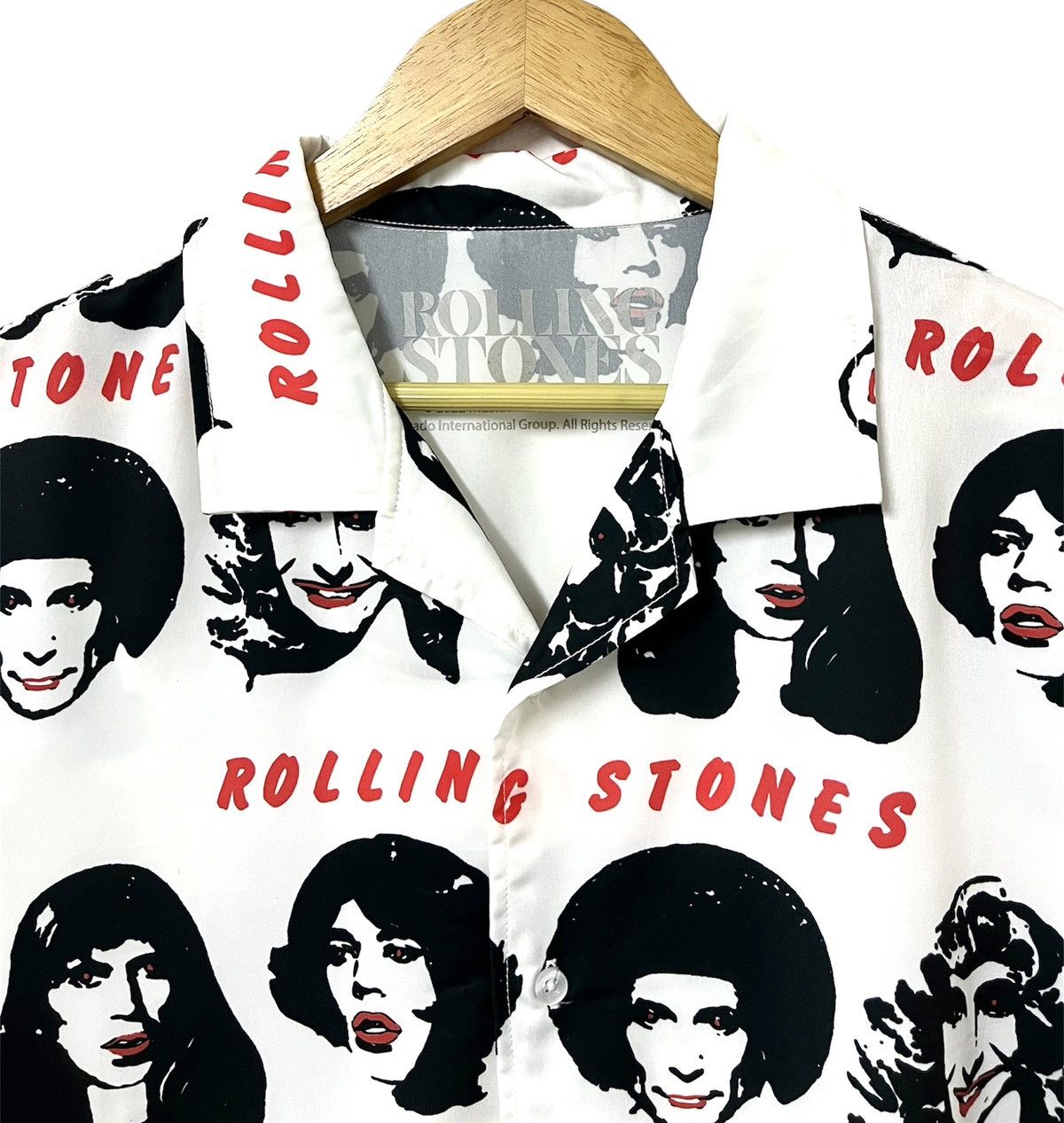 Band Tees THE ROLLING STONES ALL OVER PRINT OPEN COLLAR ALOHA SHIRT Size US XL / EU 56 / 4 - 6 Thumbnail