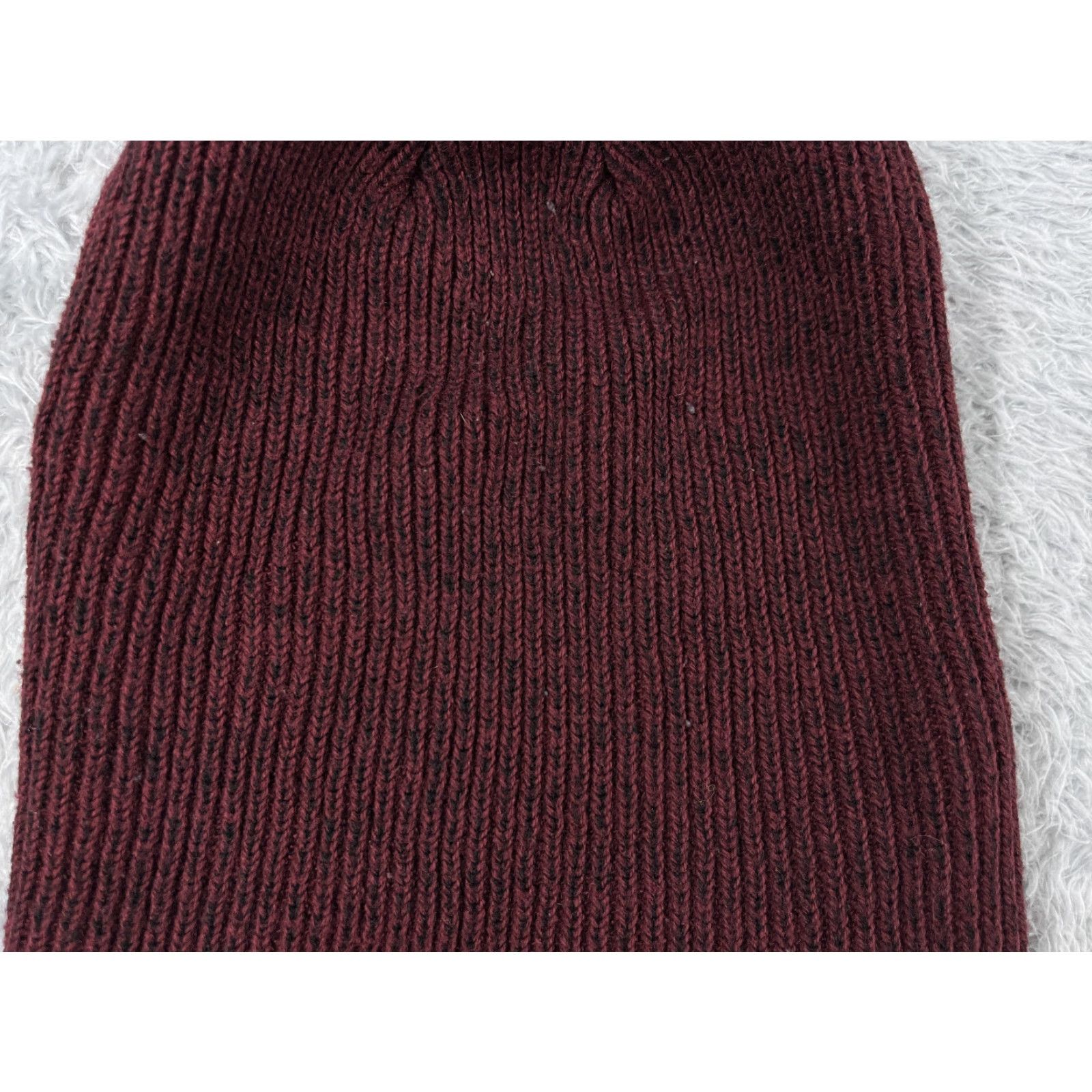 Vintage Viable Beanie Toque Adult One Size Burgundy Knit 100% Acrylic Skate Skateboard Hat Mens Beanie One Size Burgundy Viable Acrylic Knit Size ONE SIZE - 2 Thumbnail
