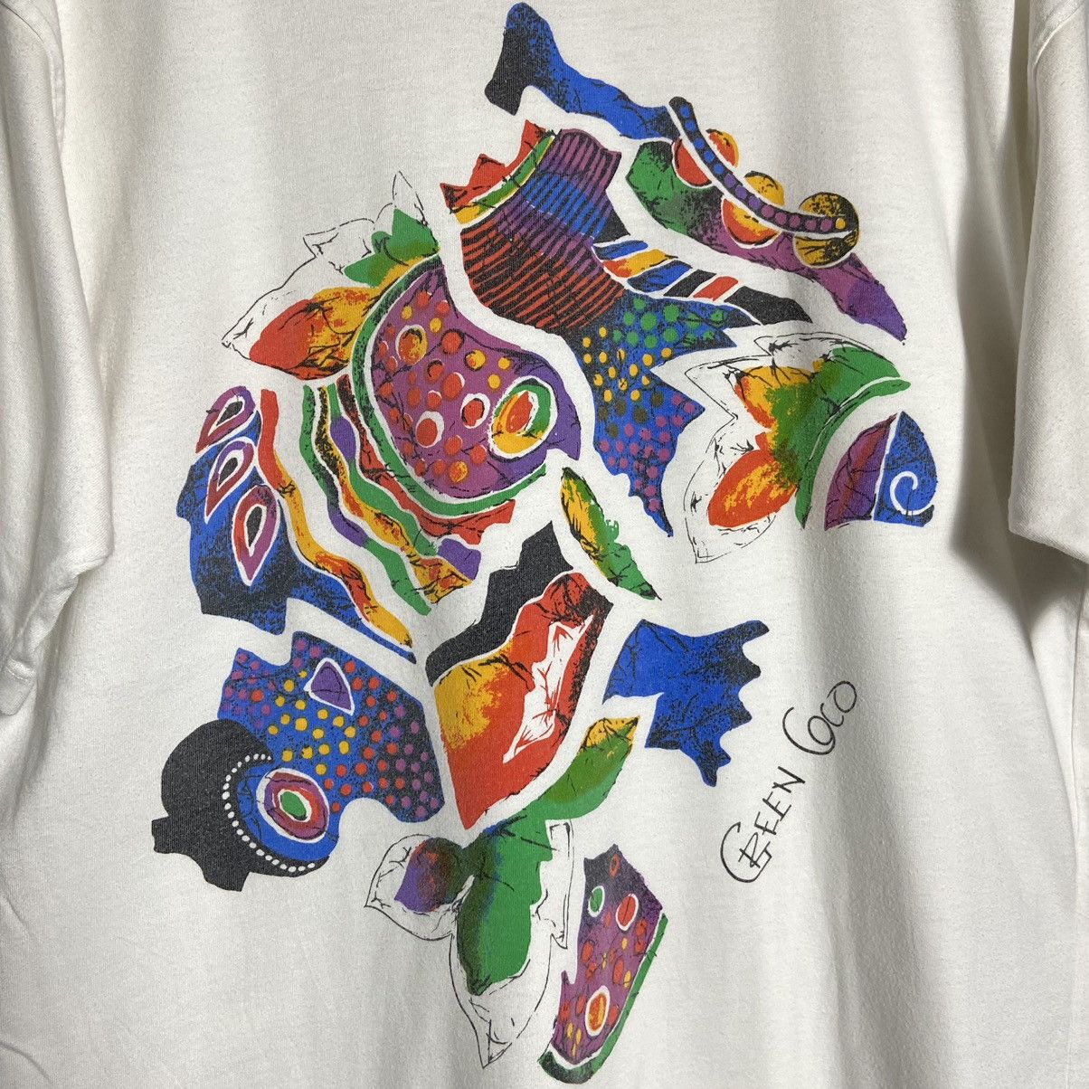 Vintage Vintage 90s Green Coco Hawaii Art Tee Size US XL / EU 56 / 4 - 2 Thumbnail