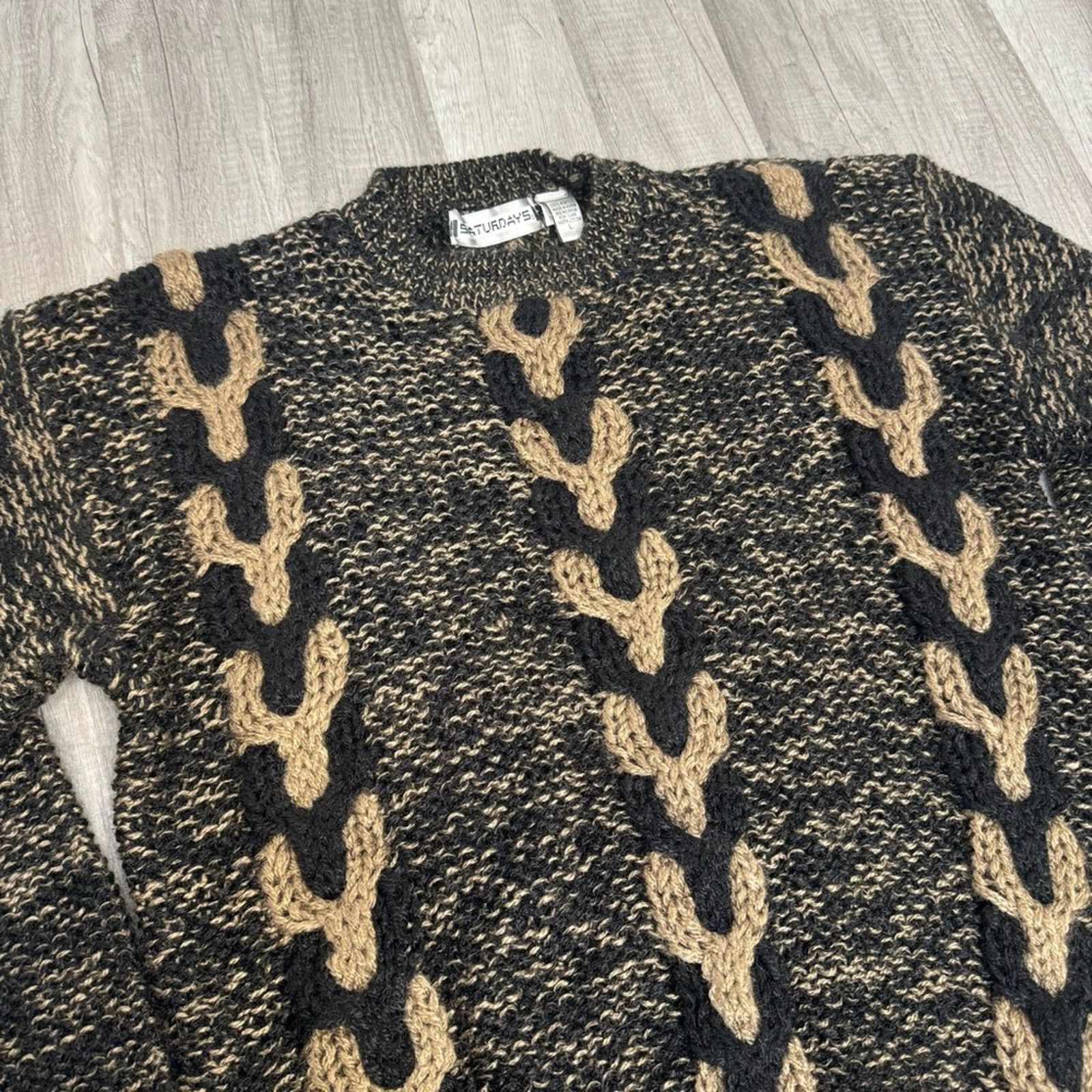 Vintage Vintage 90s 3D Knit Sweater Brown Black Geometric Pattern Size US L / EU 52-54 / 3 - 2 Thumbnail