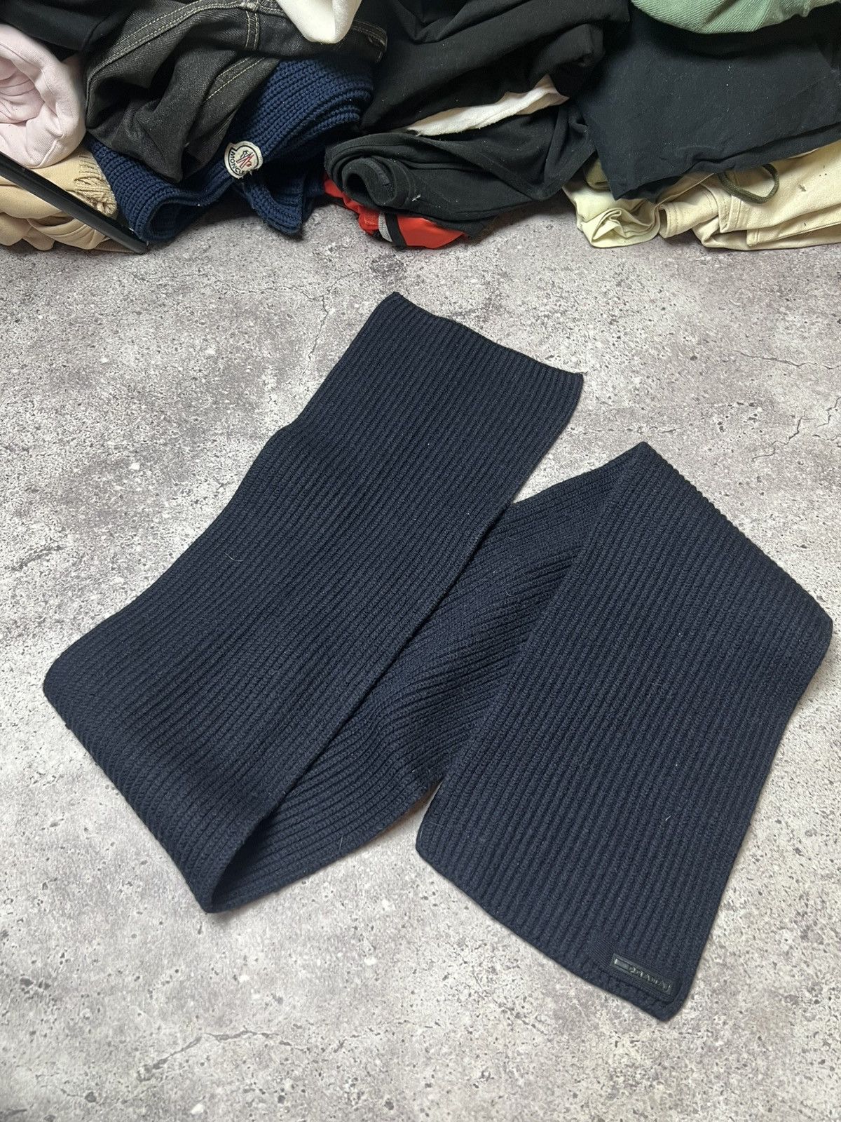 Prada Prada Anthracite Scarf Knitted Black Black Tab Vintage Size ONE SIZE - 5 Thumbnail