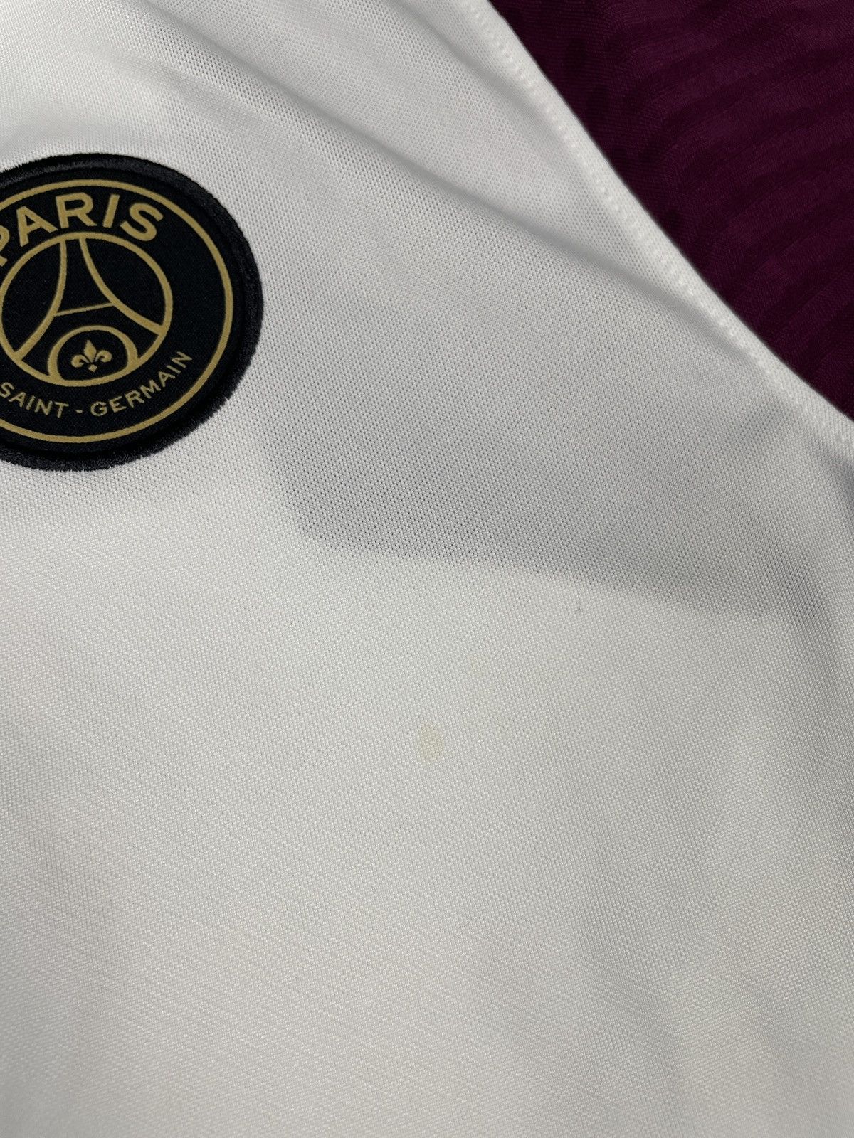 Jordan Brand Jersey Nike Air Jordan Paris Saint Germain Size US M / EU 48-50 / 2 - 5 Thumbnail